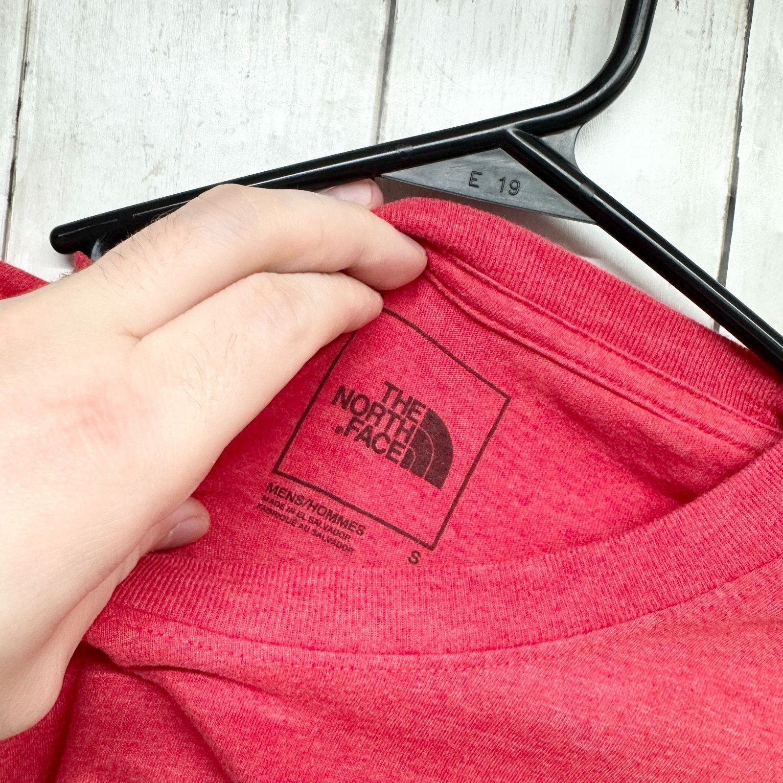 The North Face The North Face Top Small Red Graphic Short Sleeve Tee Shirt Size US S / EU 44-46 / 1 - 5 Thumbnail