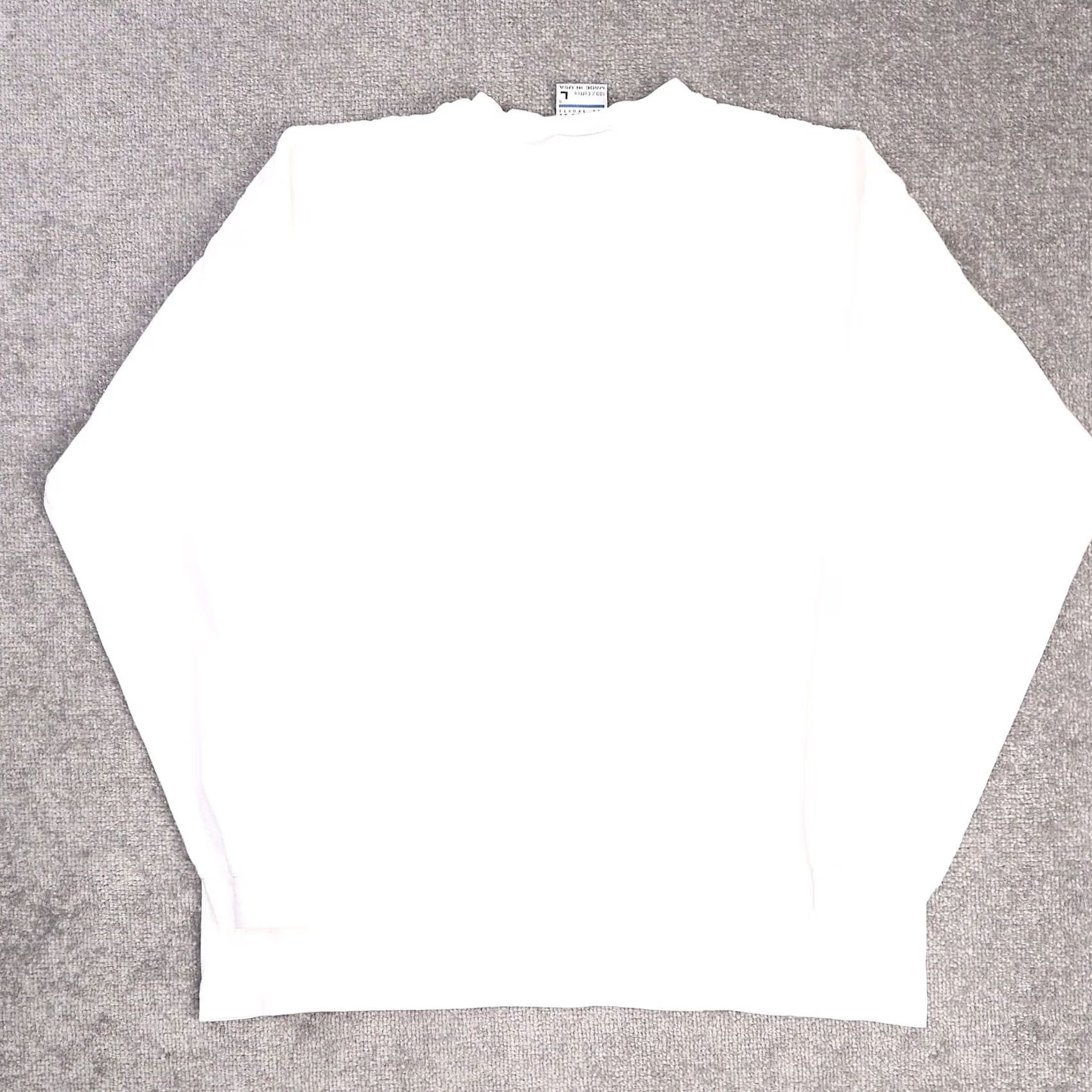 Vintage VINTAGE Alaska Mercury 90s USA Made in USA Cotton Long Sleeve T-Shirt L White Mens Size US L / EU 52-54 / 3 - 2 Thumbnail