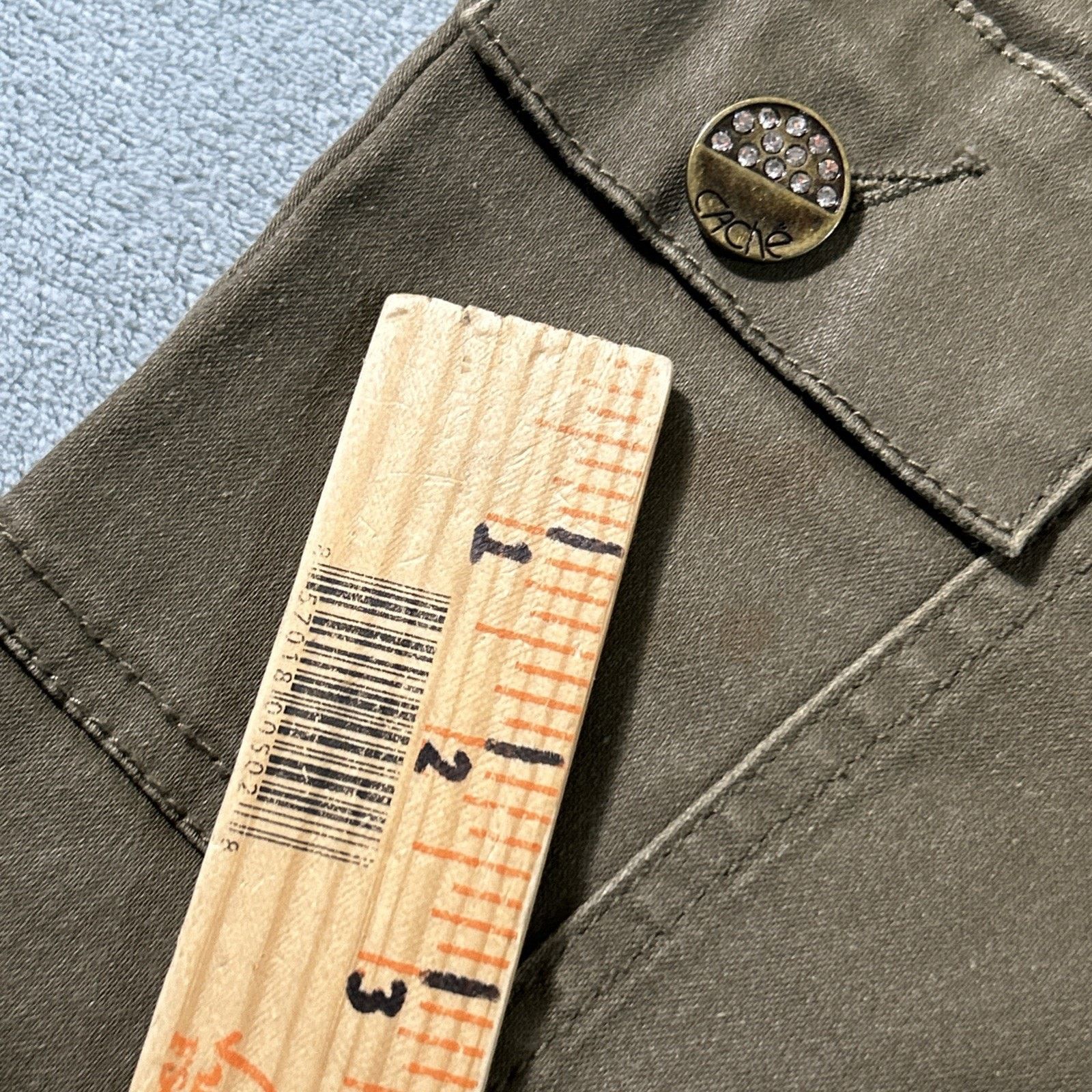 Levi's Rhinestoned Cargo Pants Women 4 30x27 Stretch Slim Ankle Zip Size 27" / US 4 / IT 40 - 5 Thumbnail