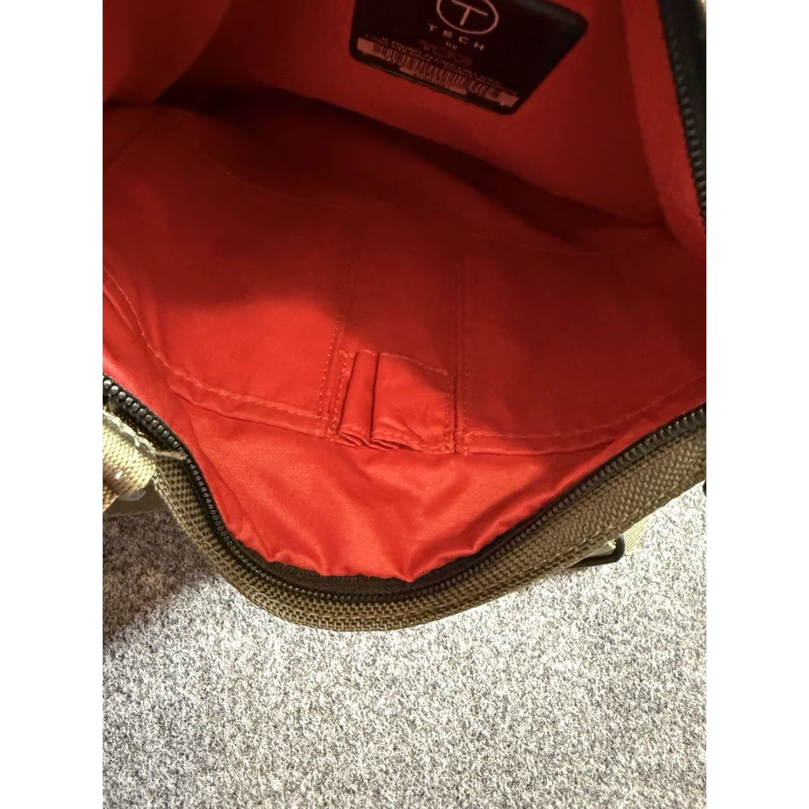Tumi Tumi Tech Messenger Bag Crossbody Olive Green Red Interior Canvas Nylon Small Green Mens Messenger Bag Accessories Size ONE SIZE - 5 Thumbnail