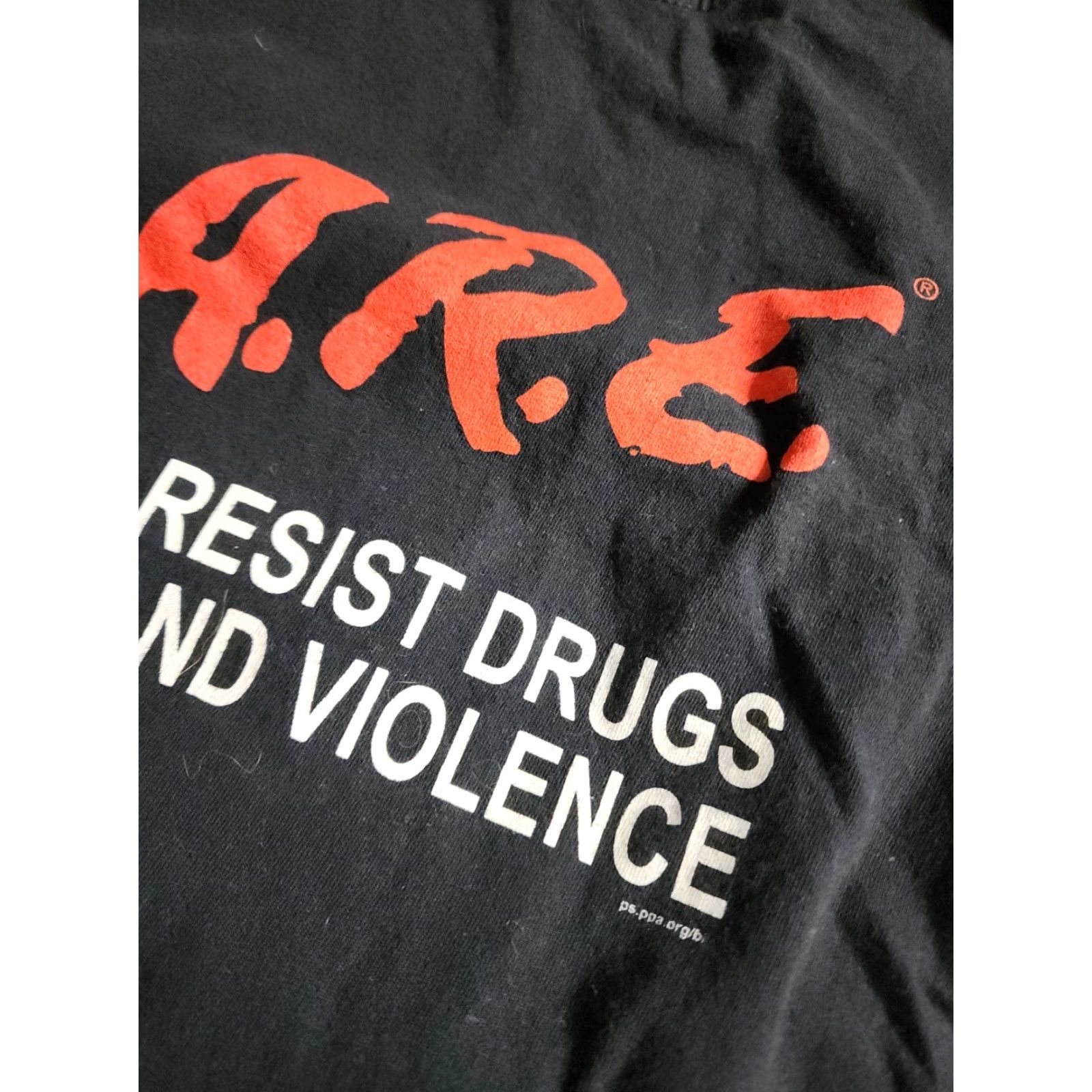 Vintage VINTAGE Dare T-Shirt S Mens Black Cotton Crew Neck Short Sleeve Official Drug Abuse Resistance Education Shirt Size US S / EU 44-46 / 1 - 2 Thumbnail