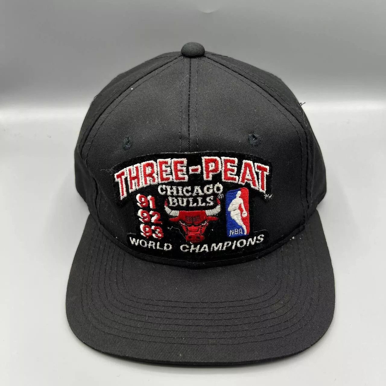 Bulls 3 peat hat online