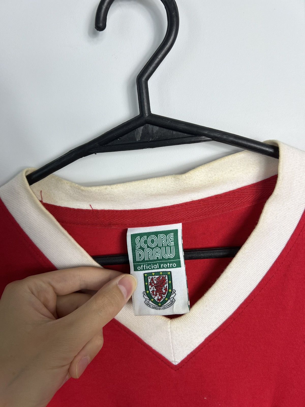 Other Tshirt Wales Score Draw Football vintage Size US XL / EU 56 / 4 - 3 Thumbnail