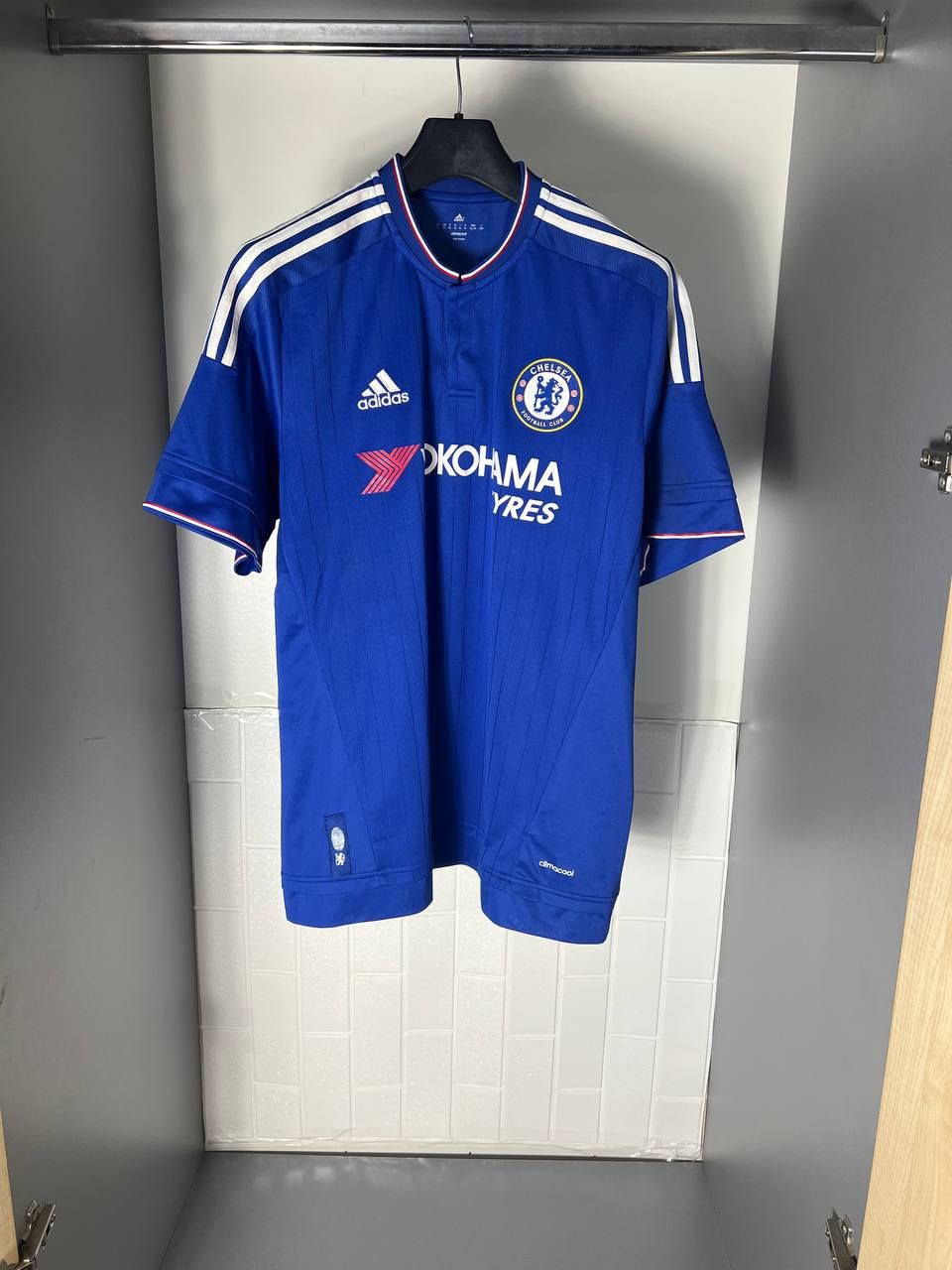 Adidas VINTAGE ADIDAS FC CHELSEA LONDON ENGLAND SOCCER JERSEY RETRO Size US XL / EU 56 / 4 - 1 Thumbnail