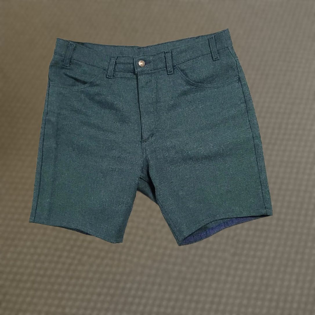 Levi's VINTAGE Levi’s Shorts Mens 36x8 Blue Scovill Zipper Black Tab Casual Chino 8 in Inseam Mens Size US 36 / EU 52 - 1 Thumbnail
