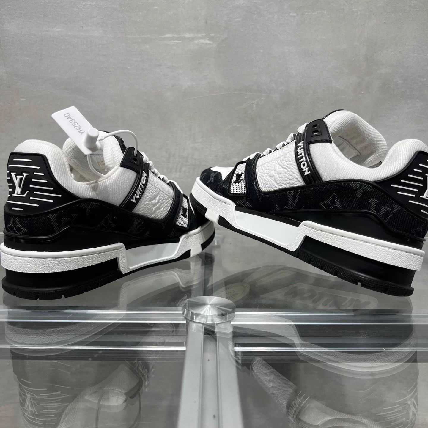 Louis Vuitton LV Trainer Black White Denim UK2 36 Size US 4.5 / IT 34.5 - 5 Thumbnail