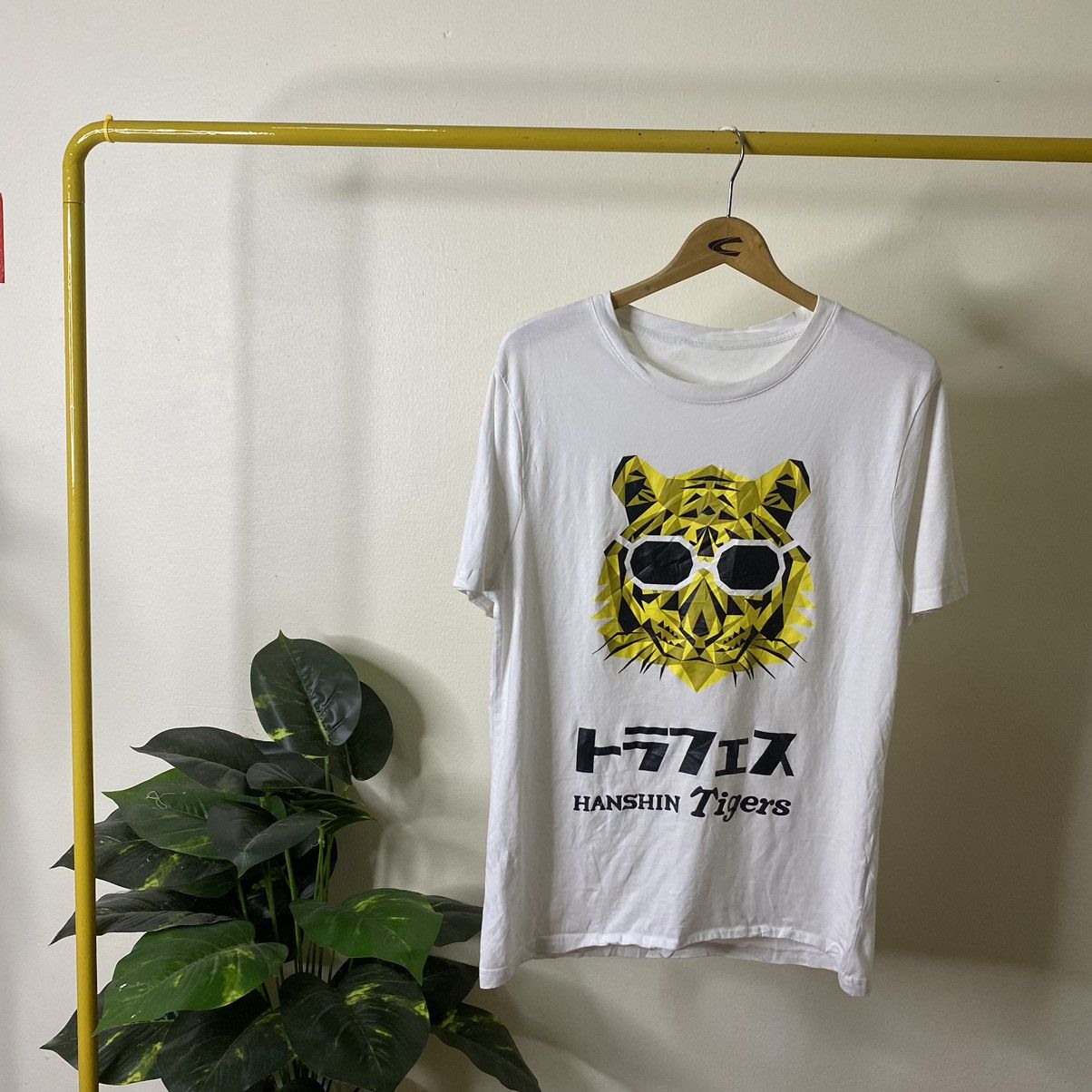Japanese Brand Japanese Baseball Team Hanshin Tigers Bathing Ape BAPE Style Size US M / EU 48-50 / 2 - 1 Thumbnail