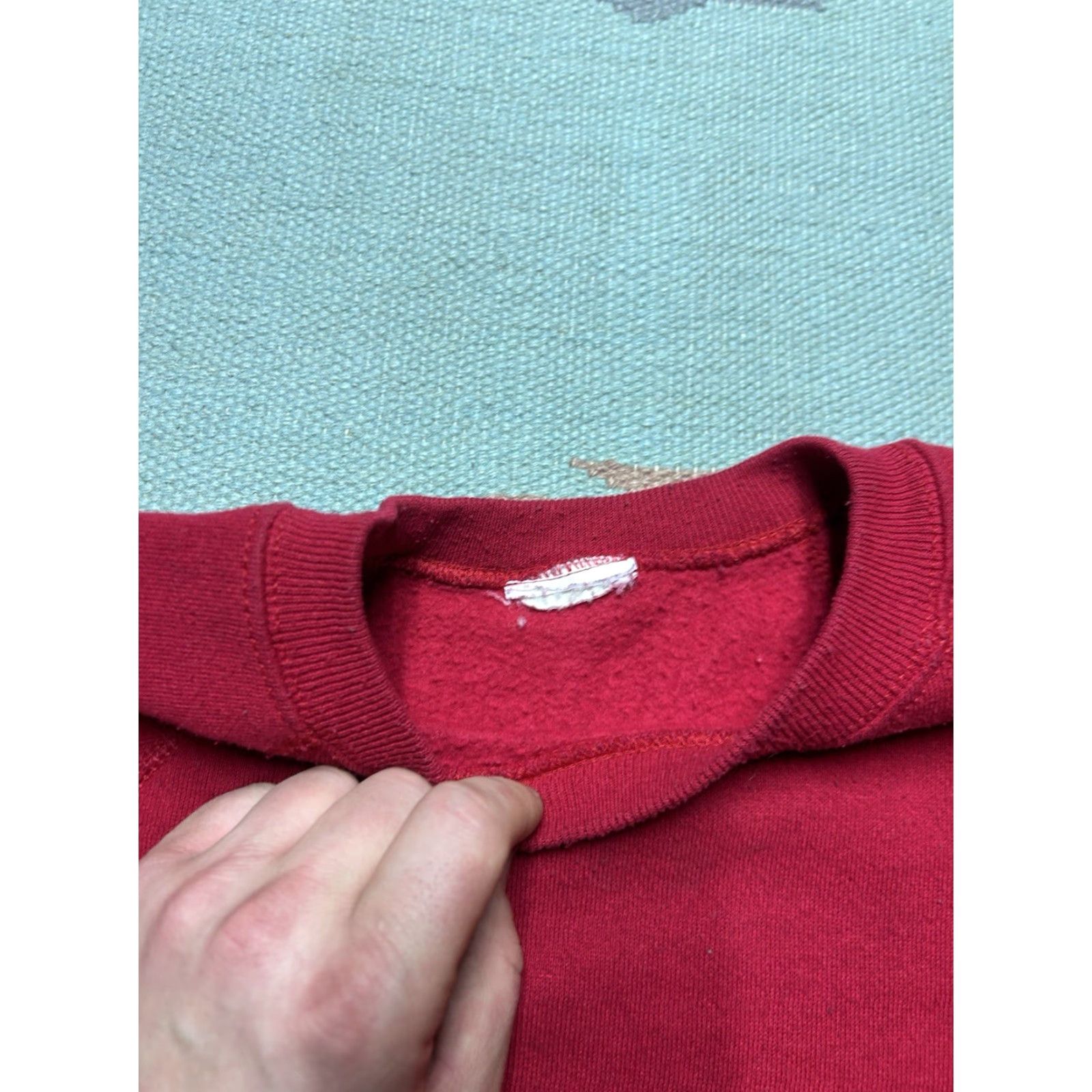 Vintage VINTAGE 80s Sweatshirt Crewneck Raglan Red Pullover Adult XL Men's Size US XL / EU 56 / 4 - 4 Thumbnail