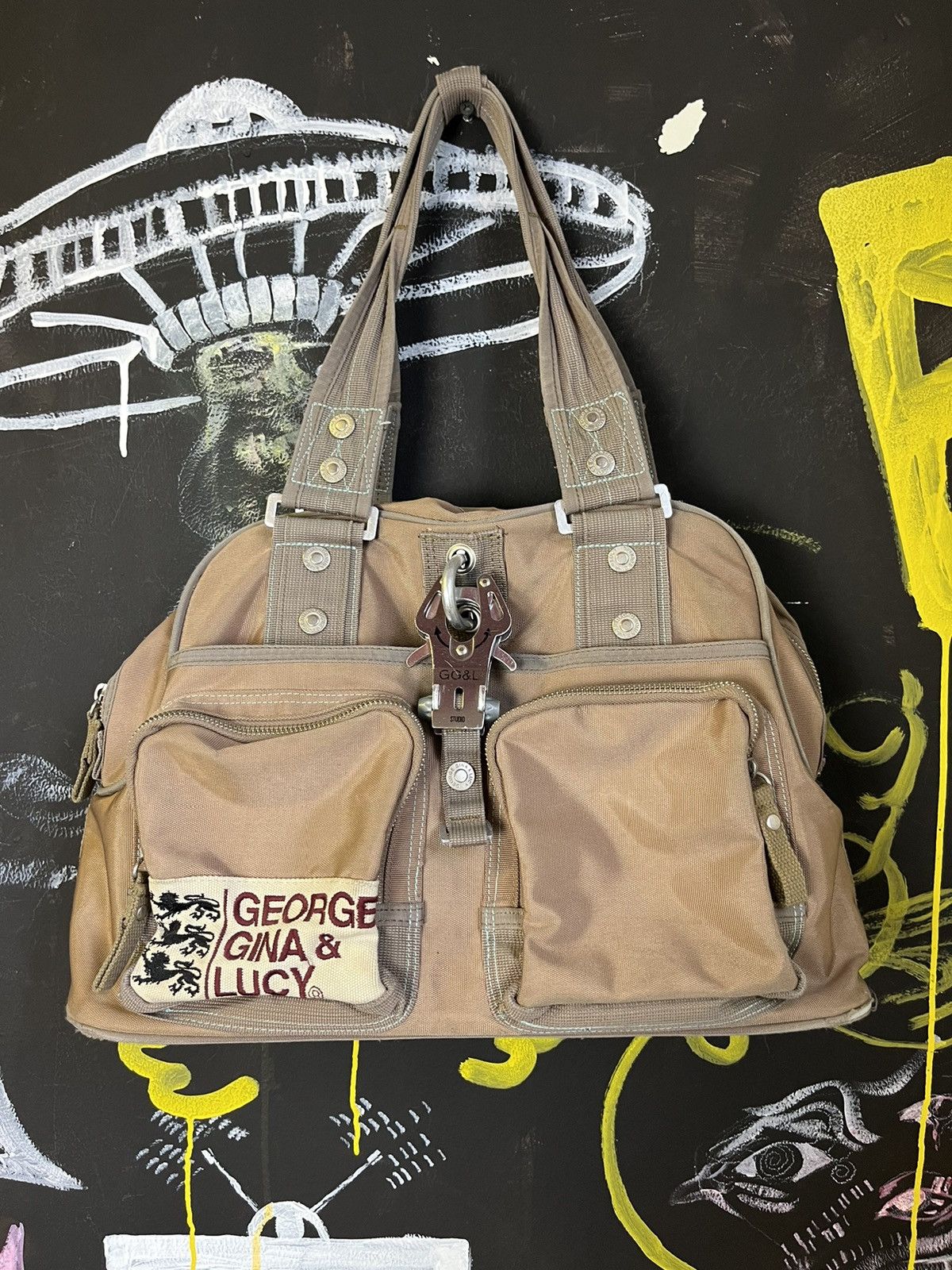 image of Avant Garde x Bag Vintage George Gina & Lucy Ggl Alyx Bag Brown, Men's