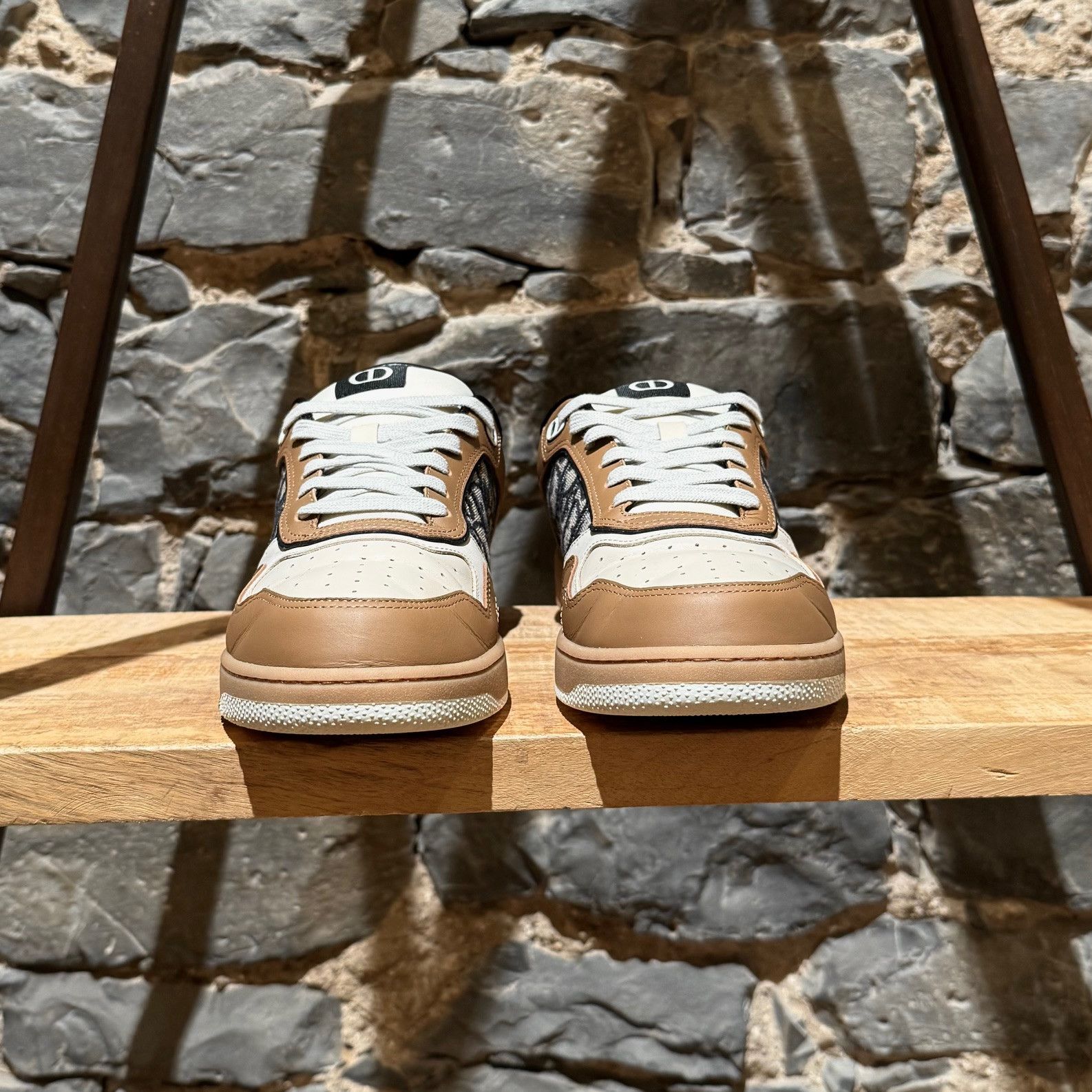 Dior Dior Light Brown Beige Oblique B27 Low-top Sneakers Size US 11 / EU 44 - 2 Thumbnail