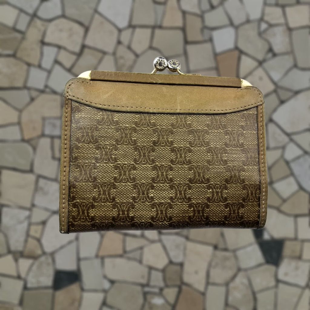Celine CELINE Coin Wallet Pouch PVC Kisslock Wallet Brown Women Size ONE SIZE - 1 Thumbnail