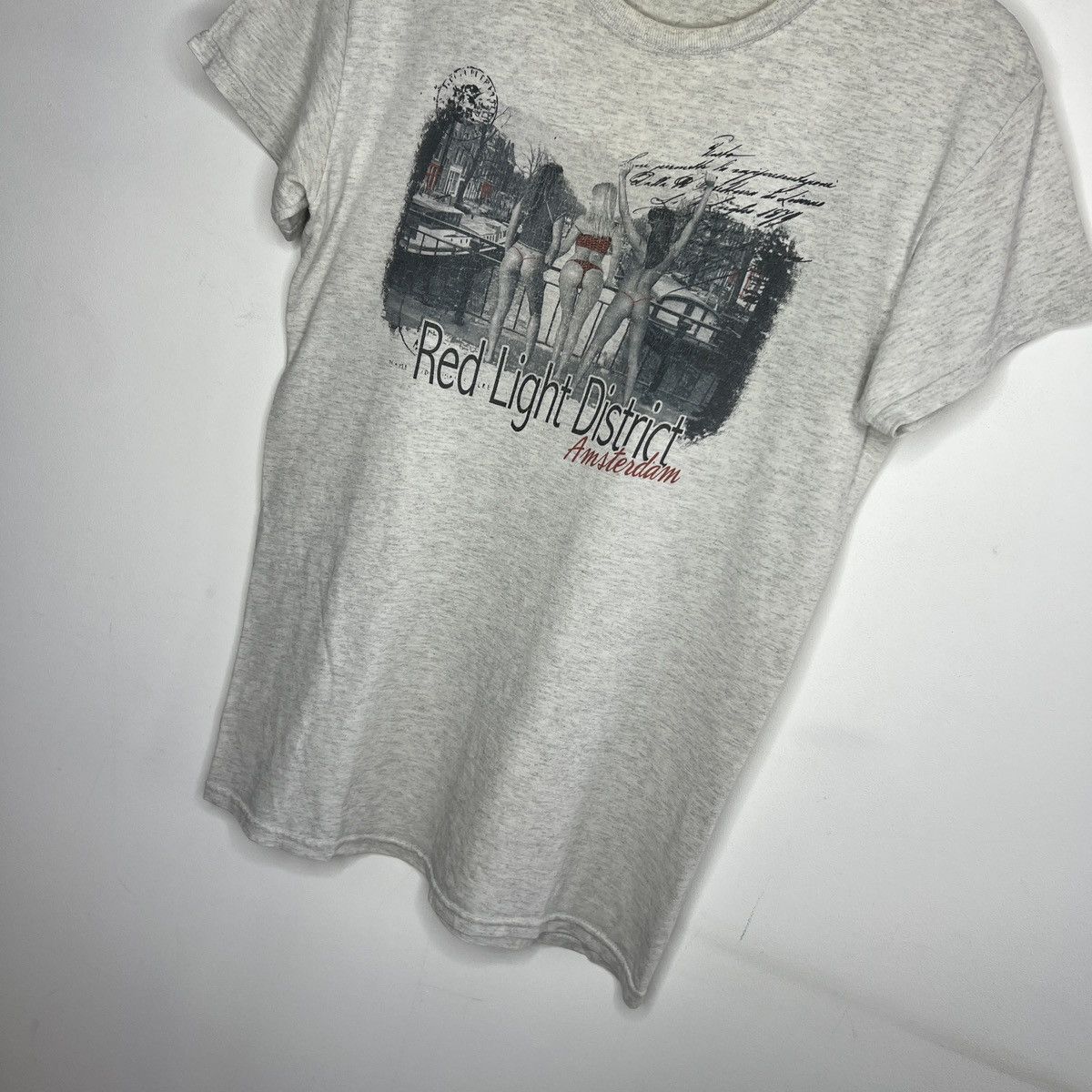 Hook-Ups × Vintage Vintage 00s Amsterdam red light district graphic tee Size US S / EU 44-46 / 1 - 3 Thumbnail