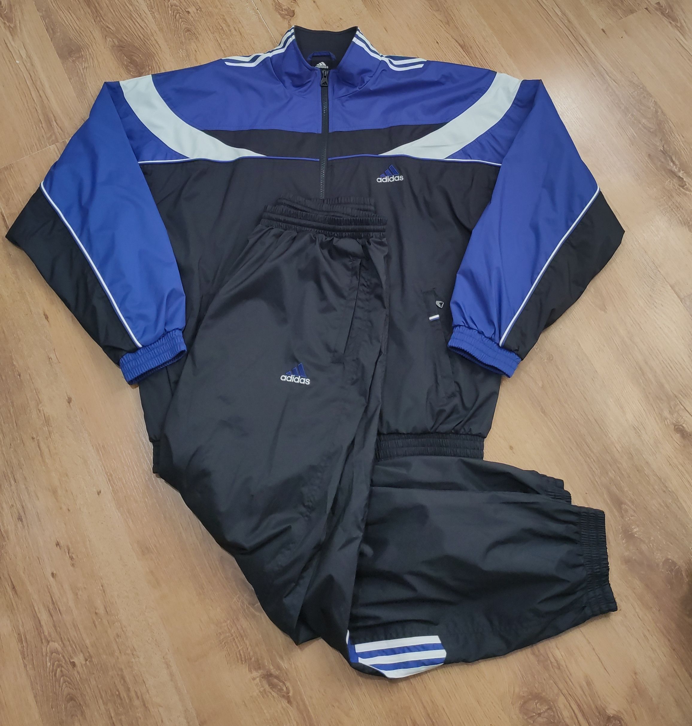 Adidas × Vintage Men's vintage Y2K 2002 Adidas tracksuit never worn size XXL Size US XXL / EU 58 / 5 - 1 Thumbnail
