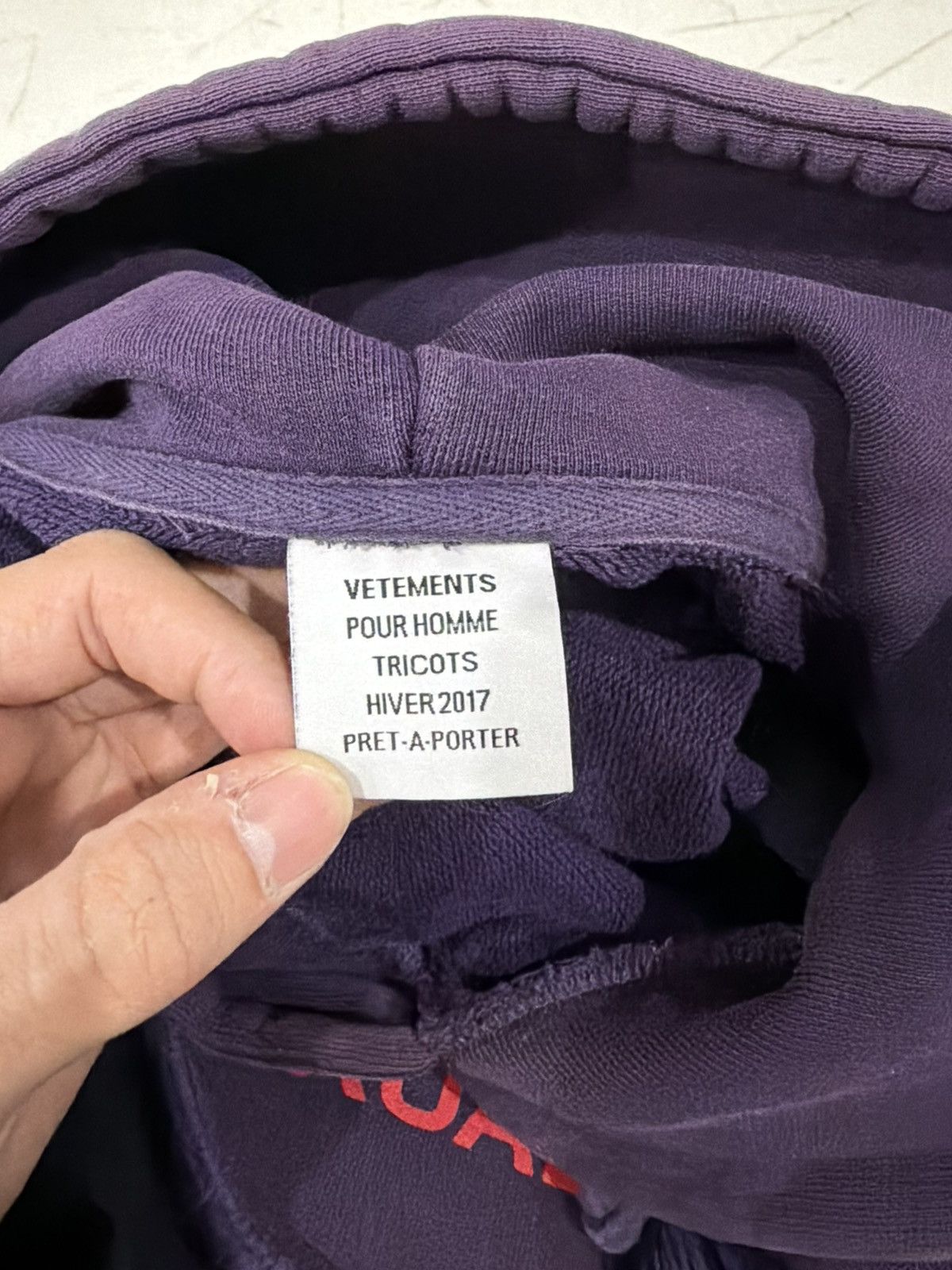 Vetements A/W 2017 VETEMENTS ‘SEXUAL FANTASIES’ HOODIE Size US L / EU 52-54 / 3 - 5 Thumbnail