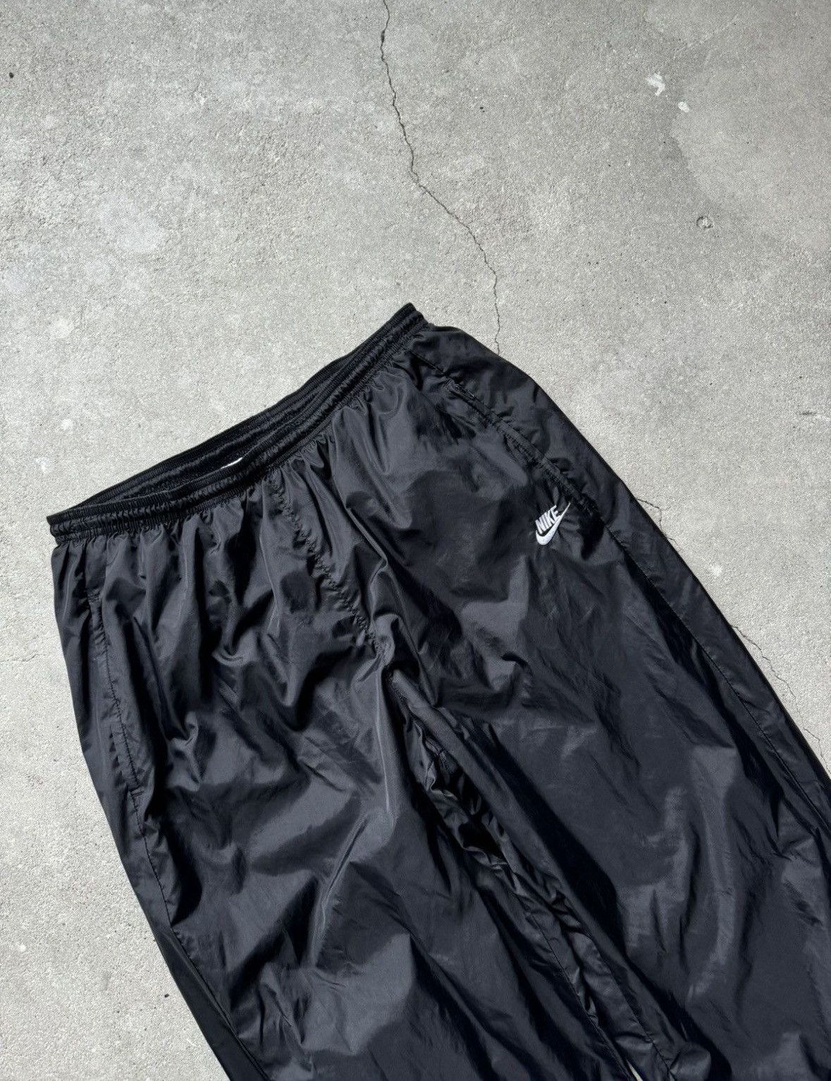 Nike Vintage Nike Trackpants Size US 33 - 2 Thumbnail