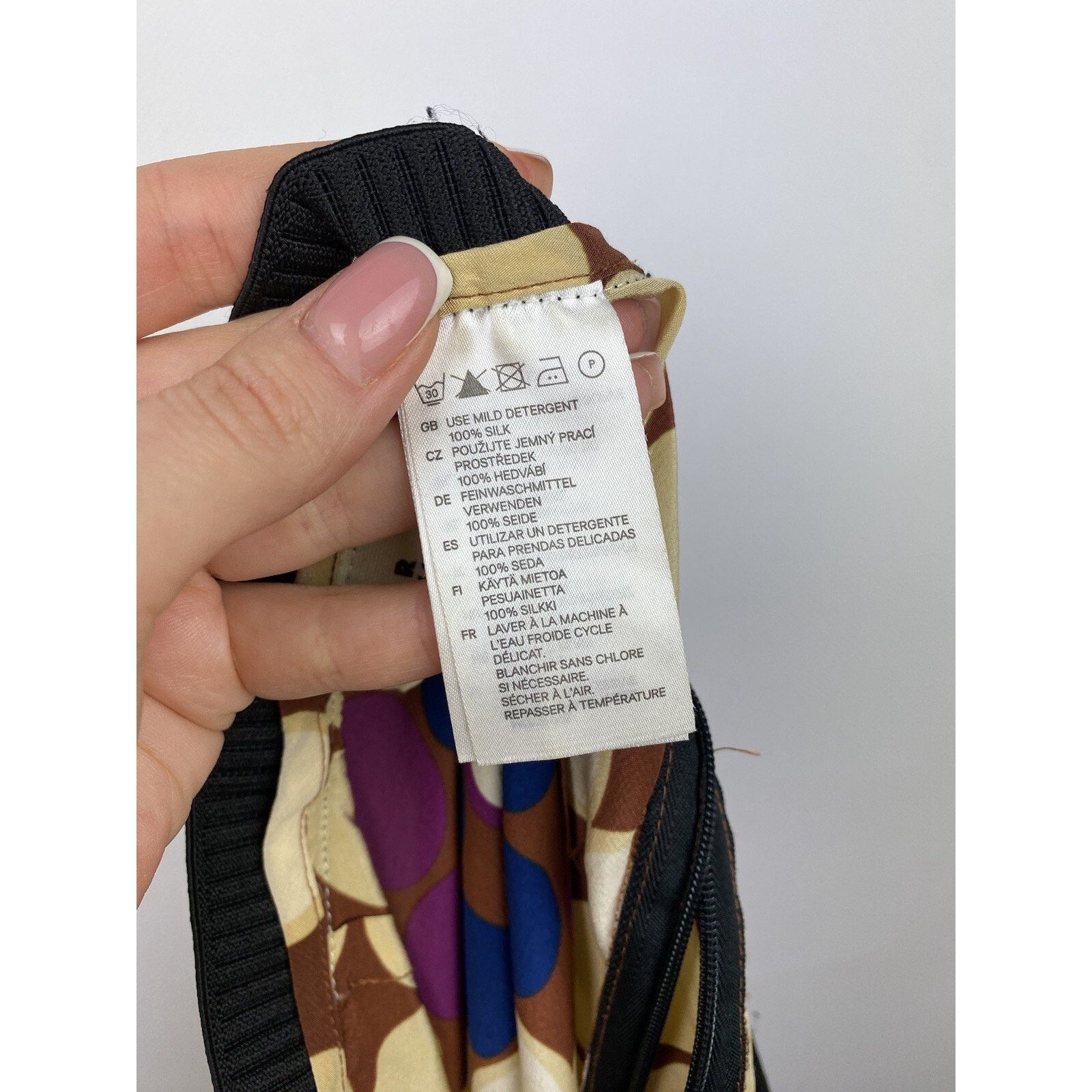 Marni Marni X H&M ladies silk geometric pattern skirt Size 28" / US 6 / IT 42 - 15 Thumbnail