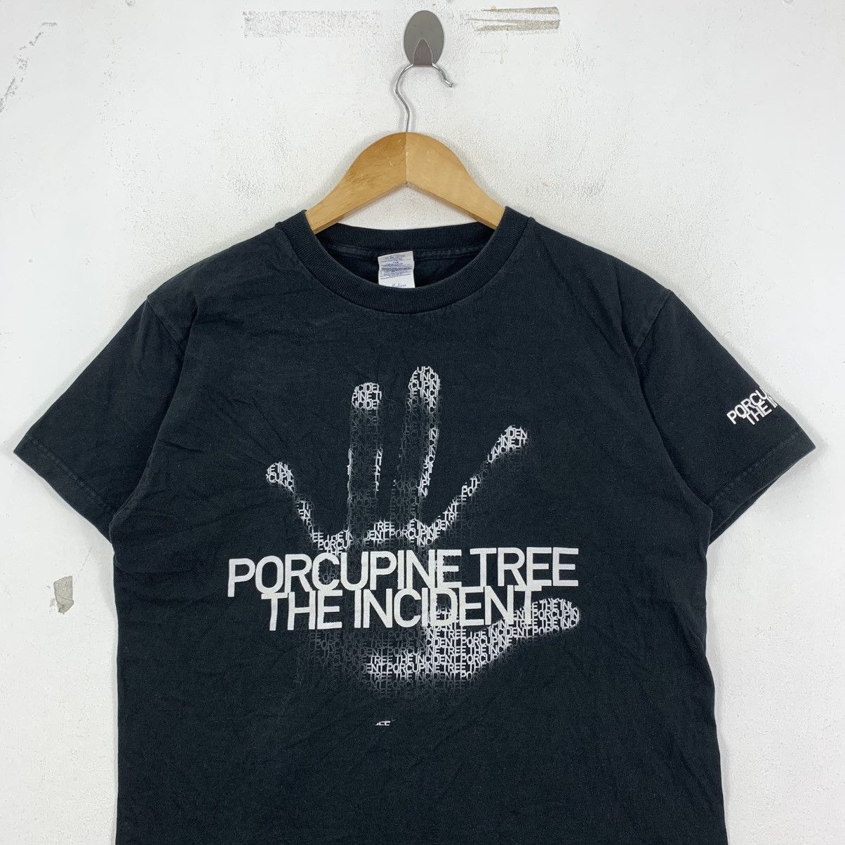 Japanese Brand PORCUPINE TREE The INCIDENT Japanese Band ShortSleeve Tshirt Size US M / EU 48-50 / 2 - 3 Thumbnail