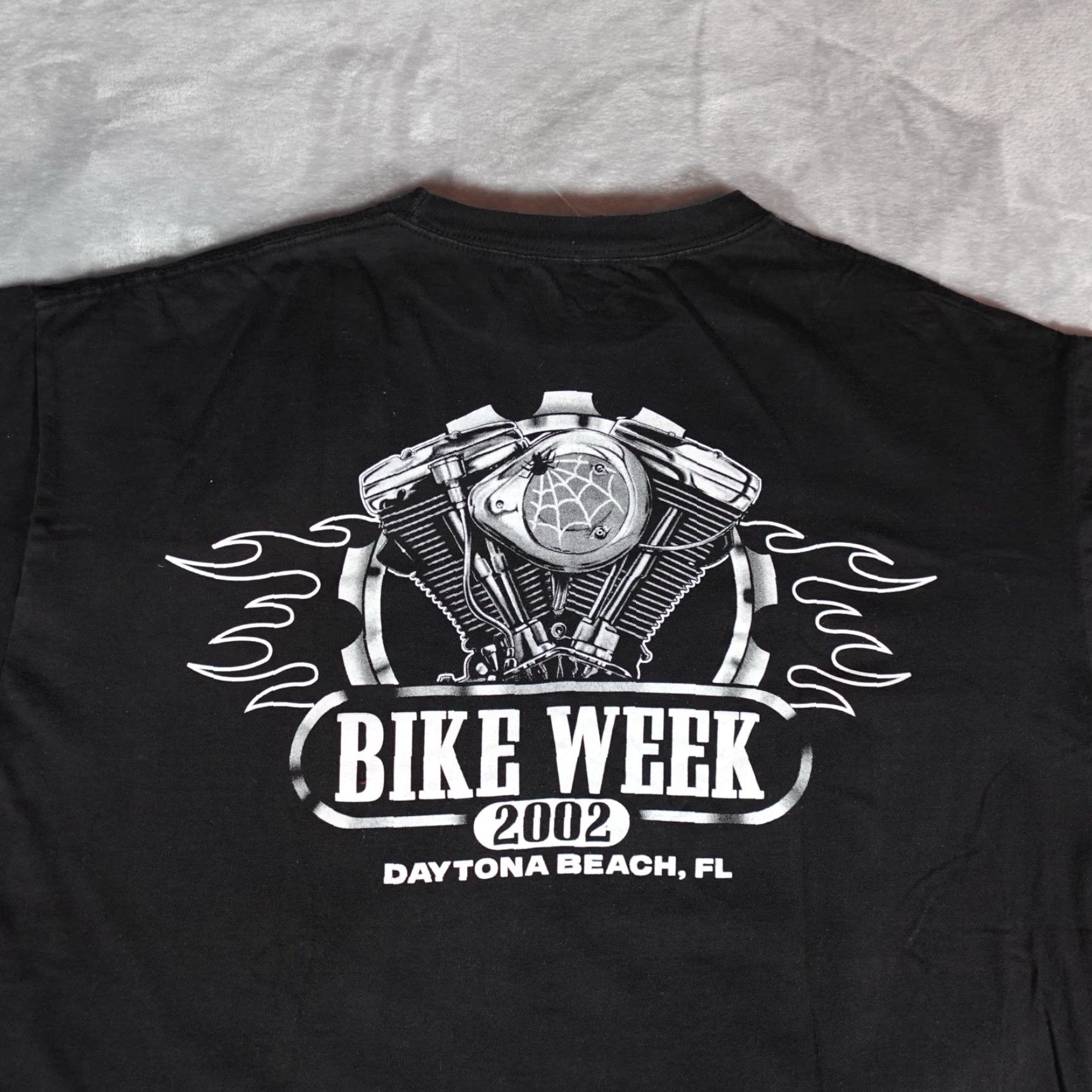 Vintage VINTAGE American Thunder T-Shirt Mens 2XL Black Crew Neck Short Sleeve Graphic Print Biker Grunge Y2K Fade Size US XXL / EU 58 / 5 - 6 Thumbnail