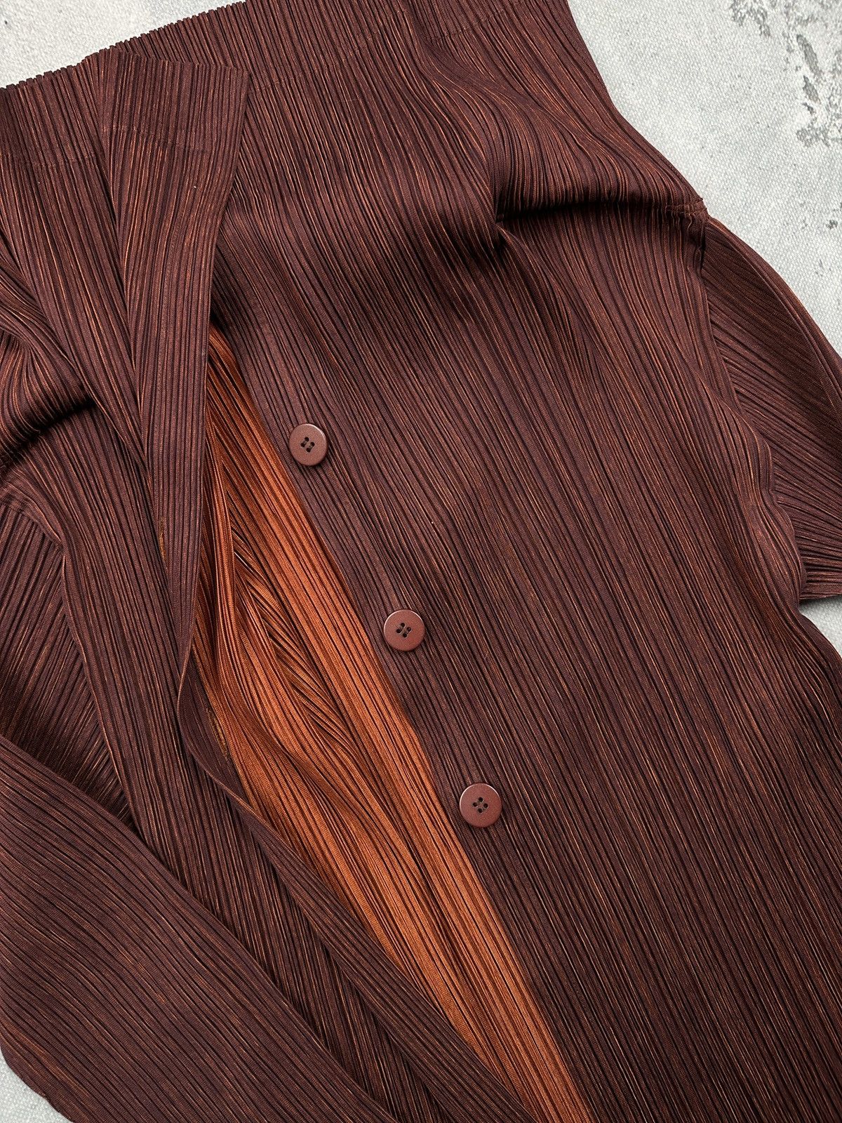 Pleats Please Issey Miyake Rare Pleats Please Issey Miyake Cardigan Dual-Button Pleated Size ONE SIZE - 9 Thumbnail