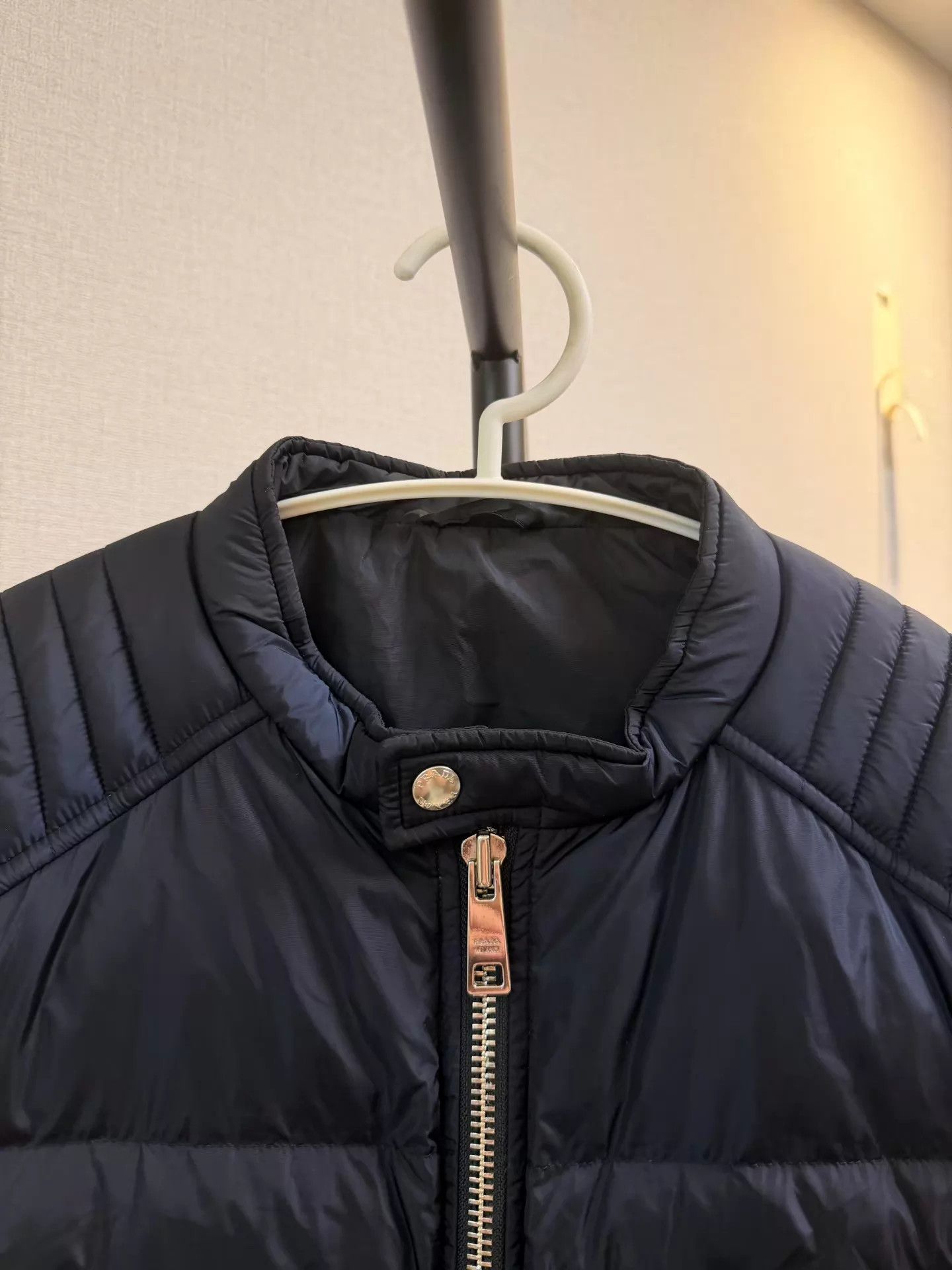 Prada Prada Triangle Logo Gilet 50 99% New Size US M / EU 48-50 / 2 - 3 Thumbnail