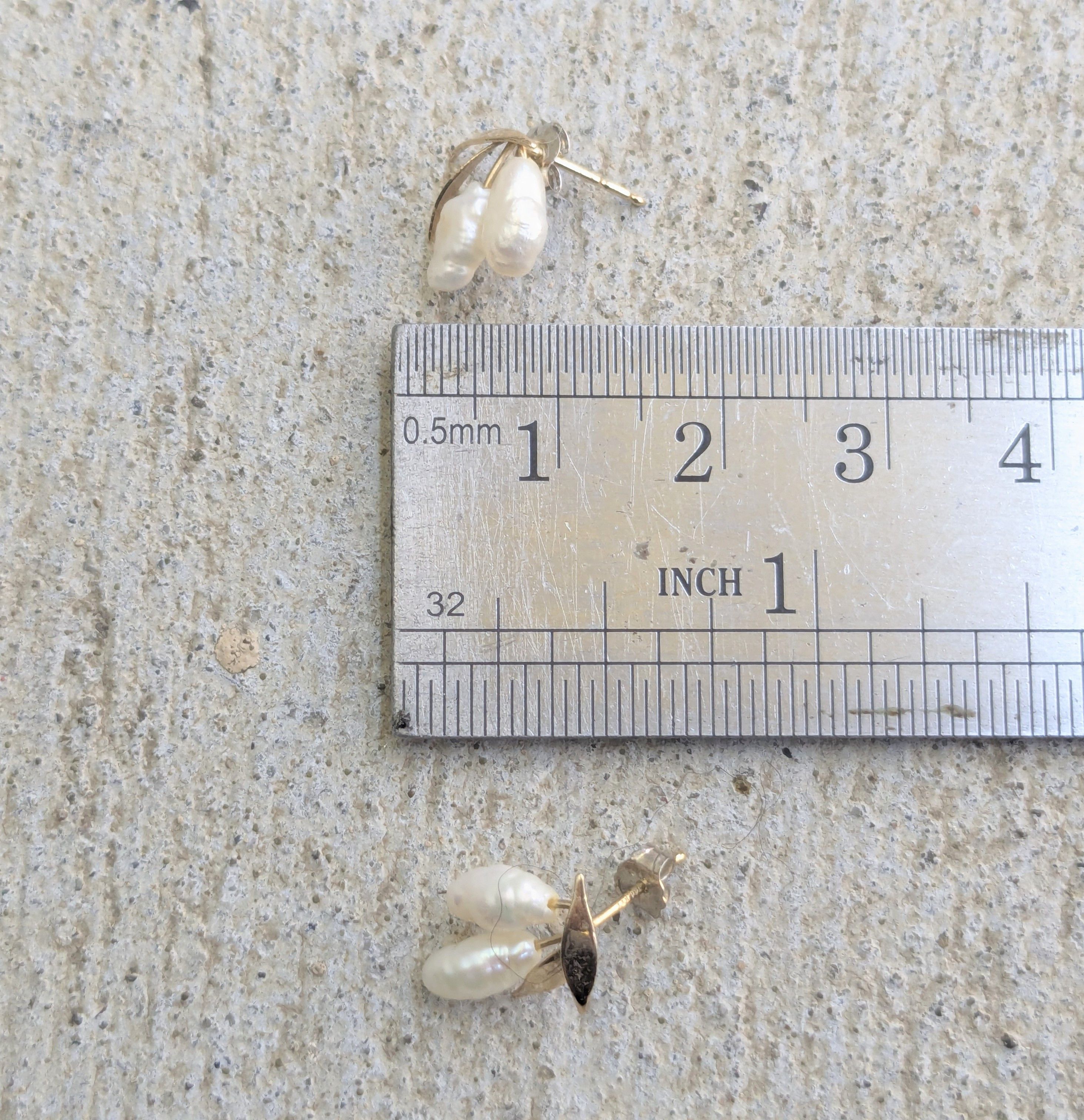 Jewelry × Vintage 14k Yellow Gold Baroque Pearl Earrings Dangle Size ONE SIZE - 9 Thumbnail