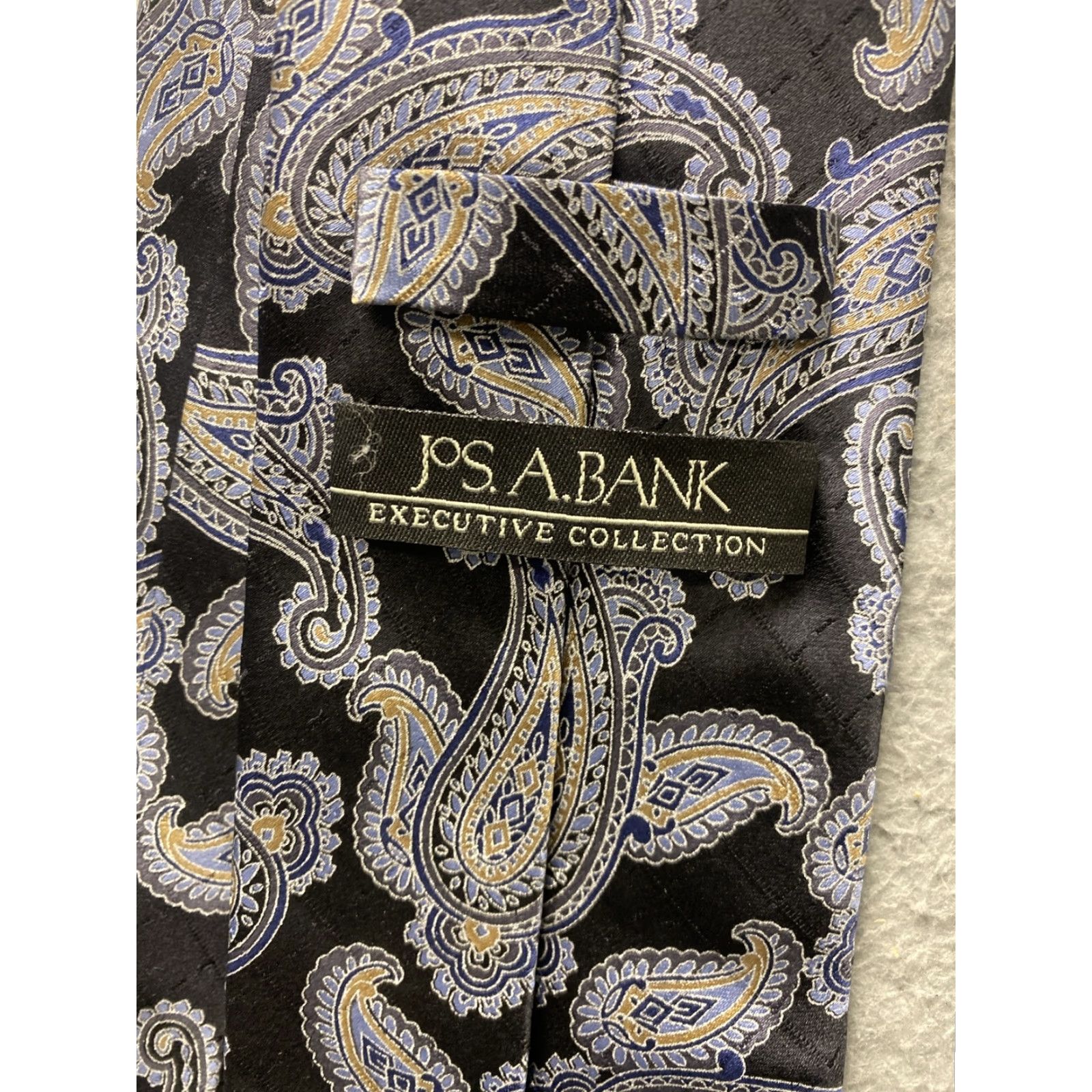 Vintage Jos A Bank Tie Mens Black and White Geometric Necktie Silk Preppy Work Formal Size ONE SIZE - 4 Thumbnail