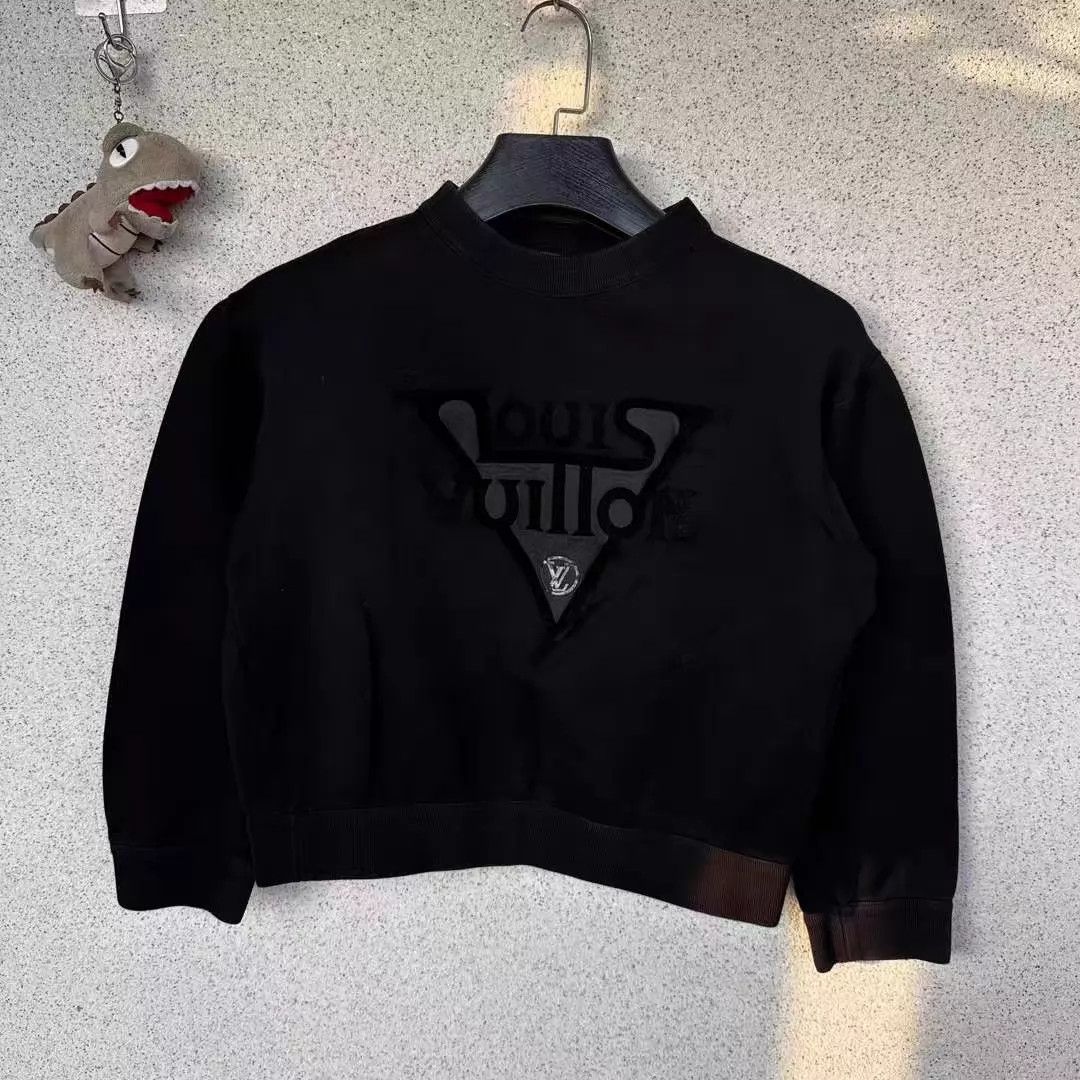 Louis Vuitton LV logo sweatshirt Size S 98 New 1400 Size S / US 4 / IT 40 - 1 Thumbnail