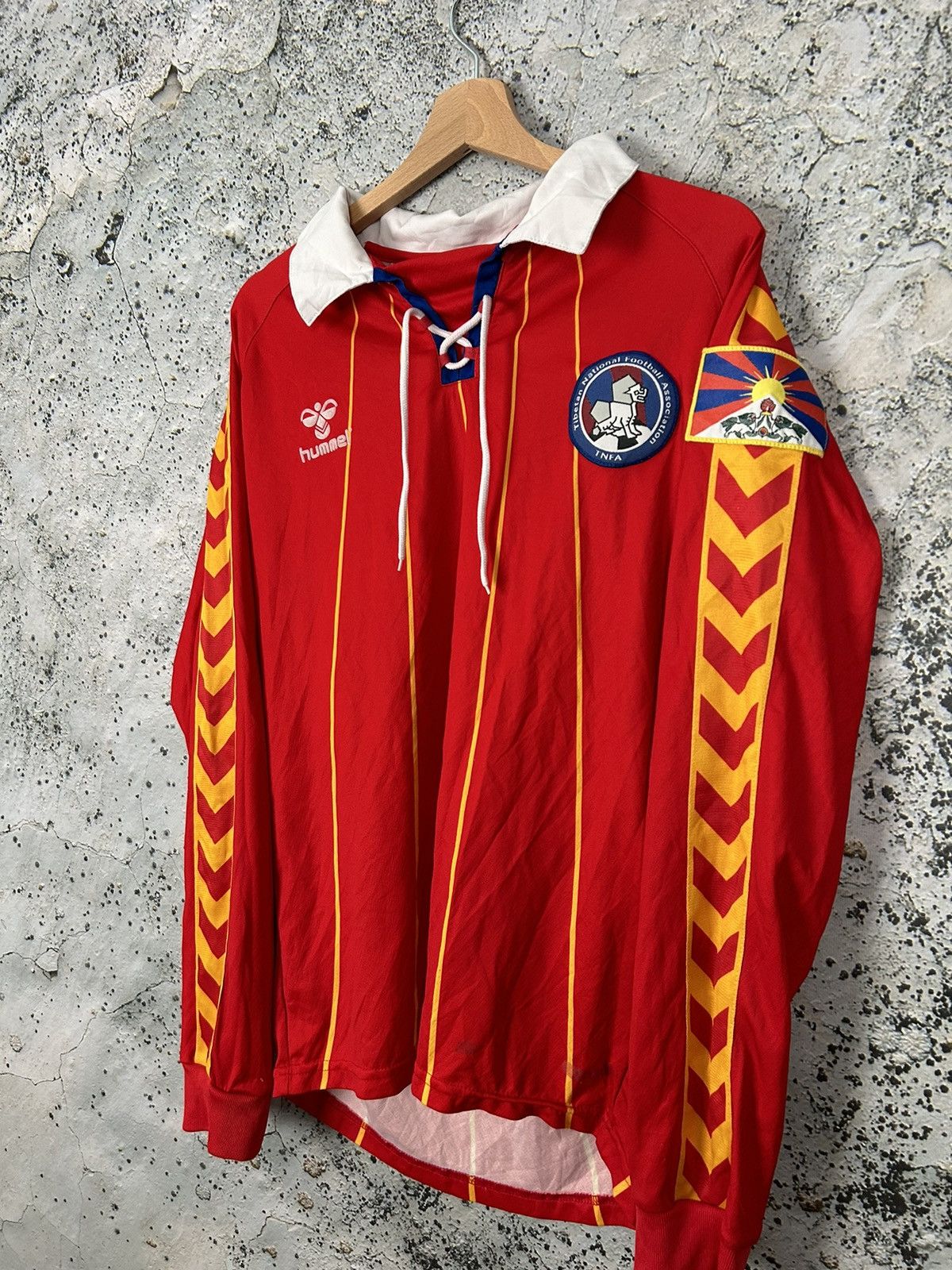 Hummel × Vintage Vintage Tibetan National Football Rare Soccer Jersey Hype Size US L / EU 52-54 / 3 - 2 Thumbnail