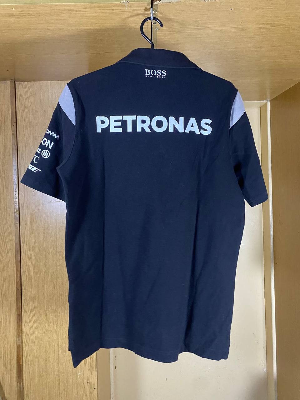 Formula 1 × Hugo Boss × Mercedes-Benz 👕 Mercedes-AMG Petronas
