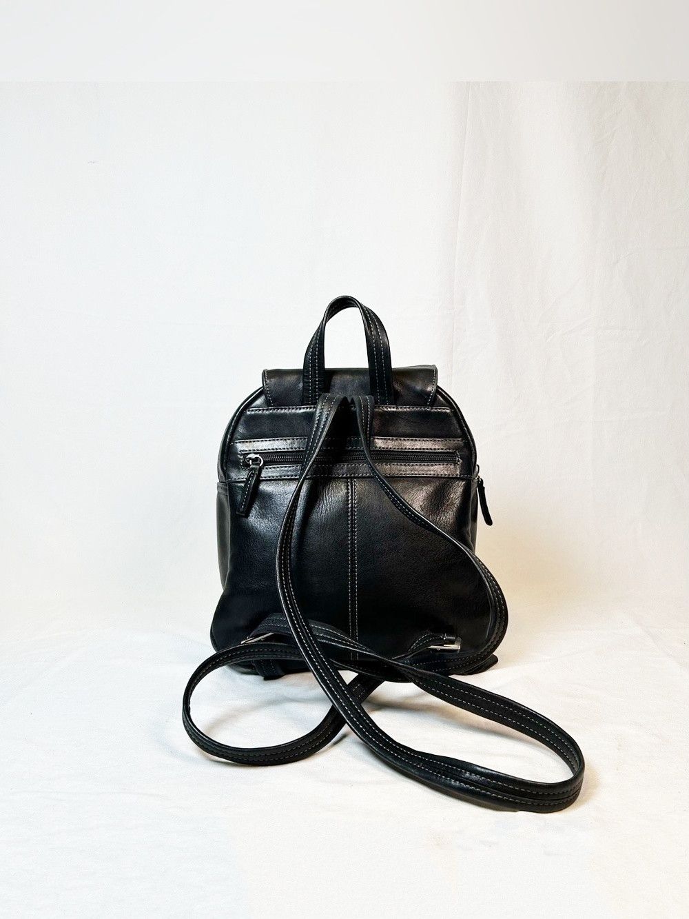 Other Tignanello Black Leather Backpack Handbag Size ONE SIZE - 8 Thumbnail