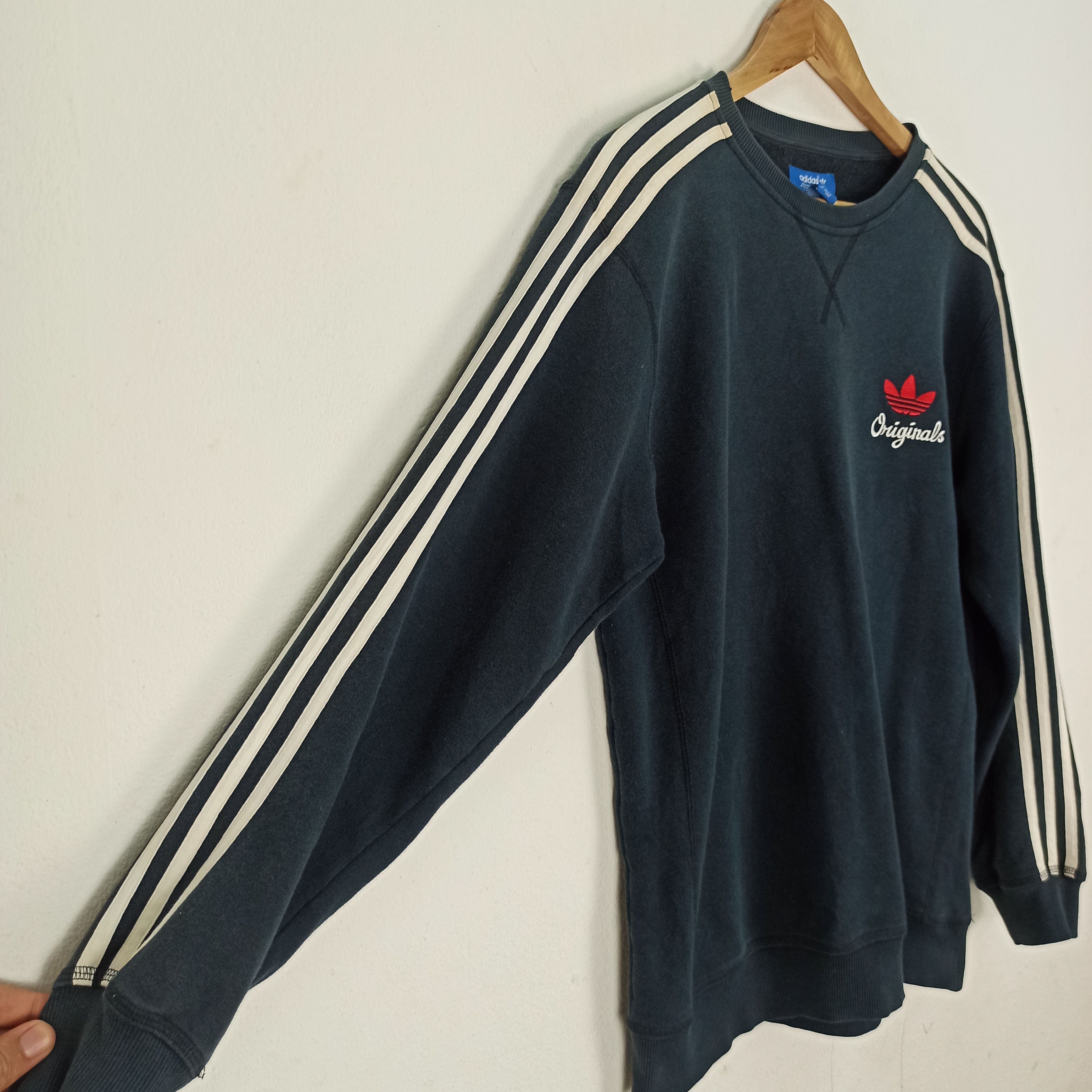 Adidas Rare Adidas Original Sweatshirt Size US L / EU 52-54 / 3 - 2 Thumbnail