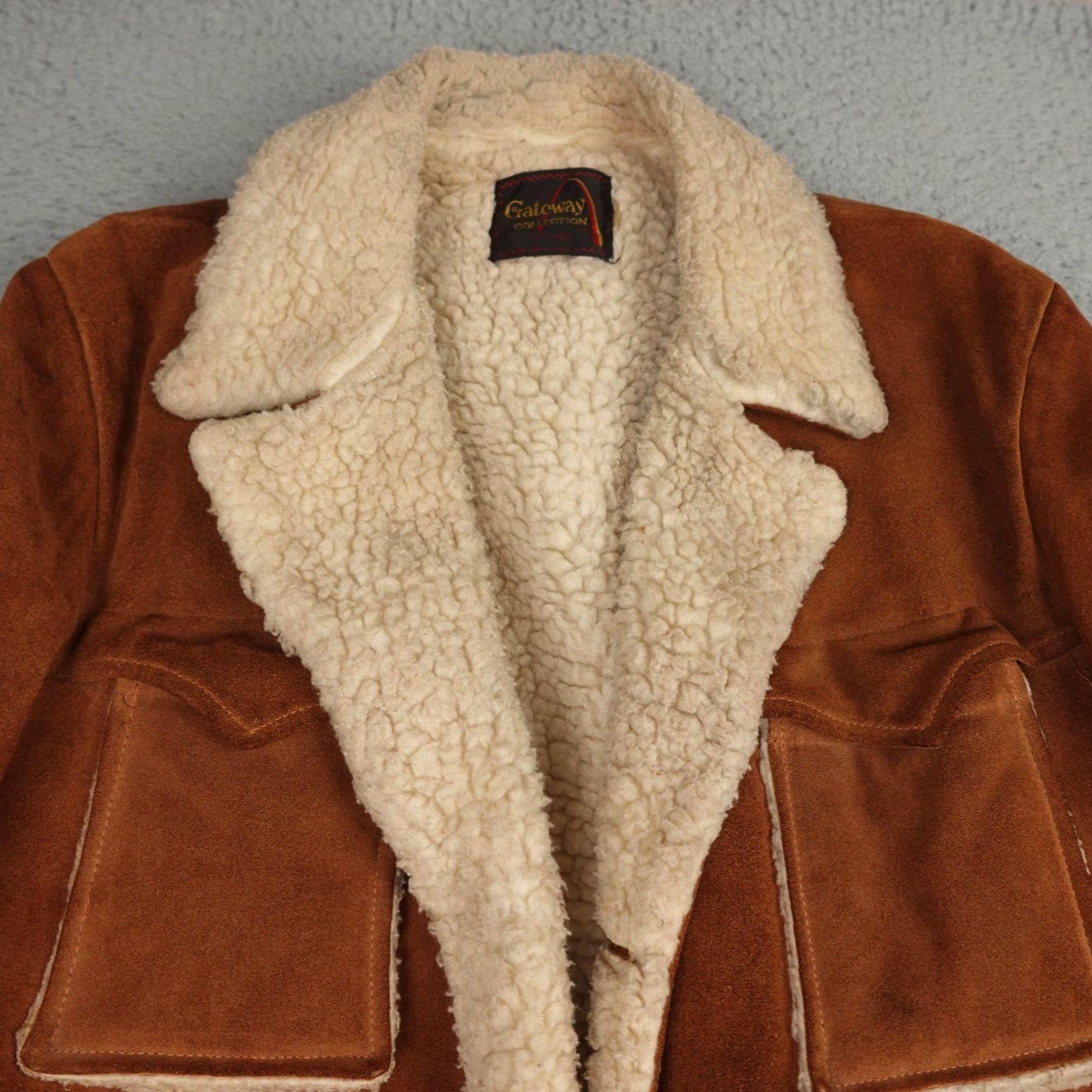 Vintage VINTAGE Gateway Collection Coat Mens 44 Brown Suede Sheepskin Shearling 70s Size US S / EU 44-46 / 1 - 4 Thumbnail