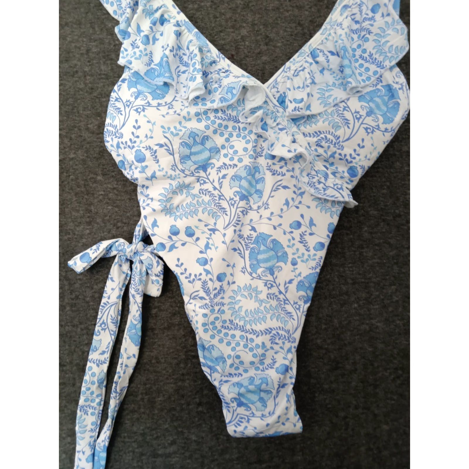 Vintage Toluca Paisley Belted One Piece V-Neck Swimsuit Size M Bathing Size ONE SIZE - 7 Thumbnail