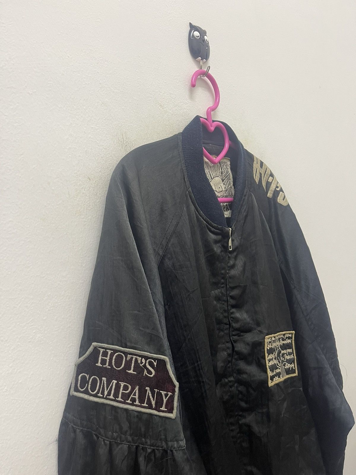 Japanese Brand Rare Vintage HOTS COMPANY Spell Out Embroidered Bomber Size US L / EU 52-54 / 3 - 5 Thumbnail