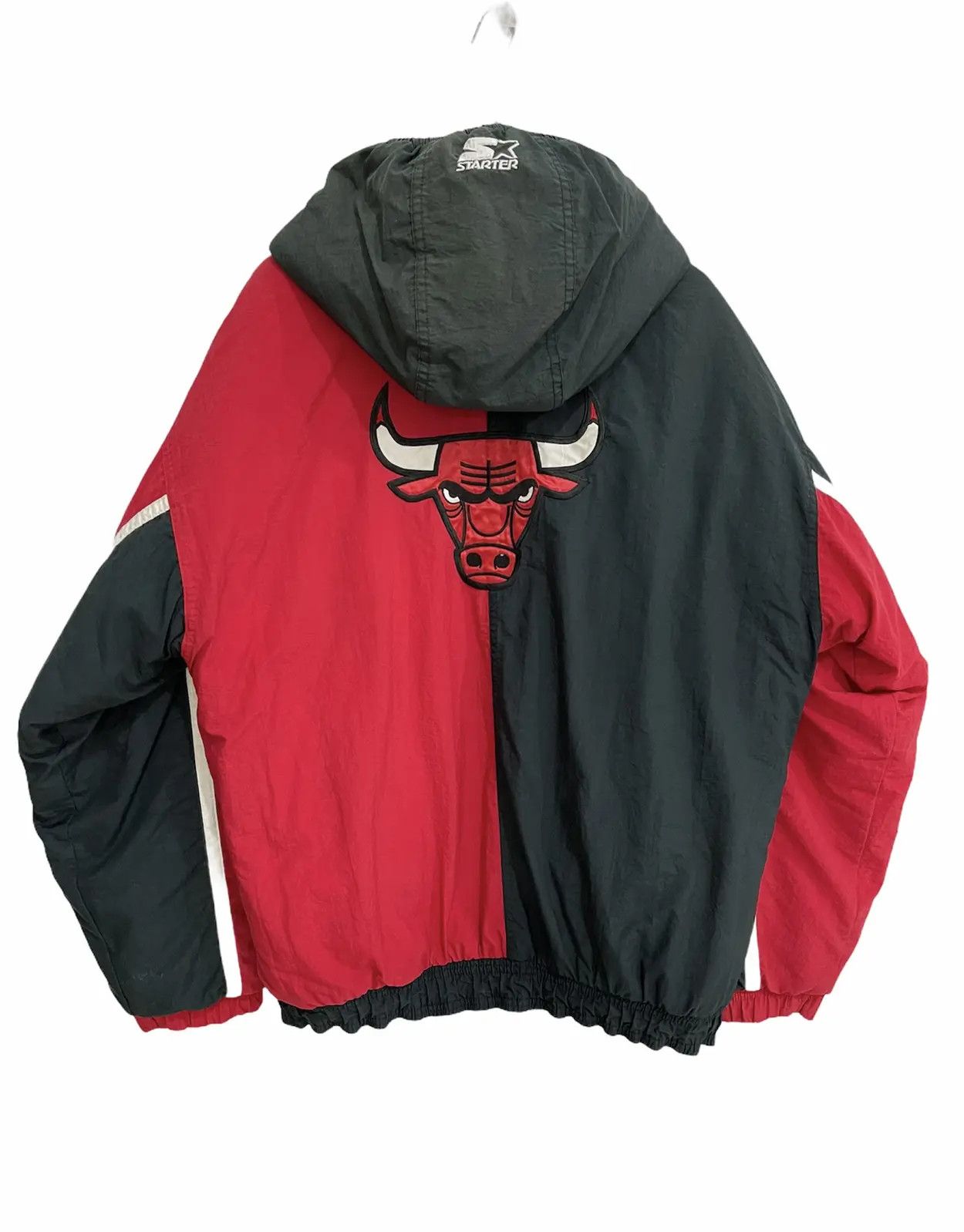Starter 🔥 vintage starter Chicago Bulls NBA bomber puffer jacket L Size US L / EU 52-54 / 3 - 2 Thumbnail