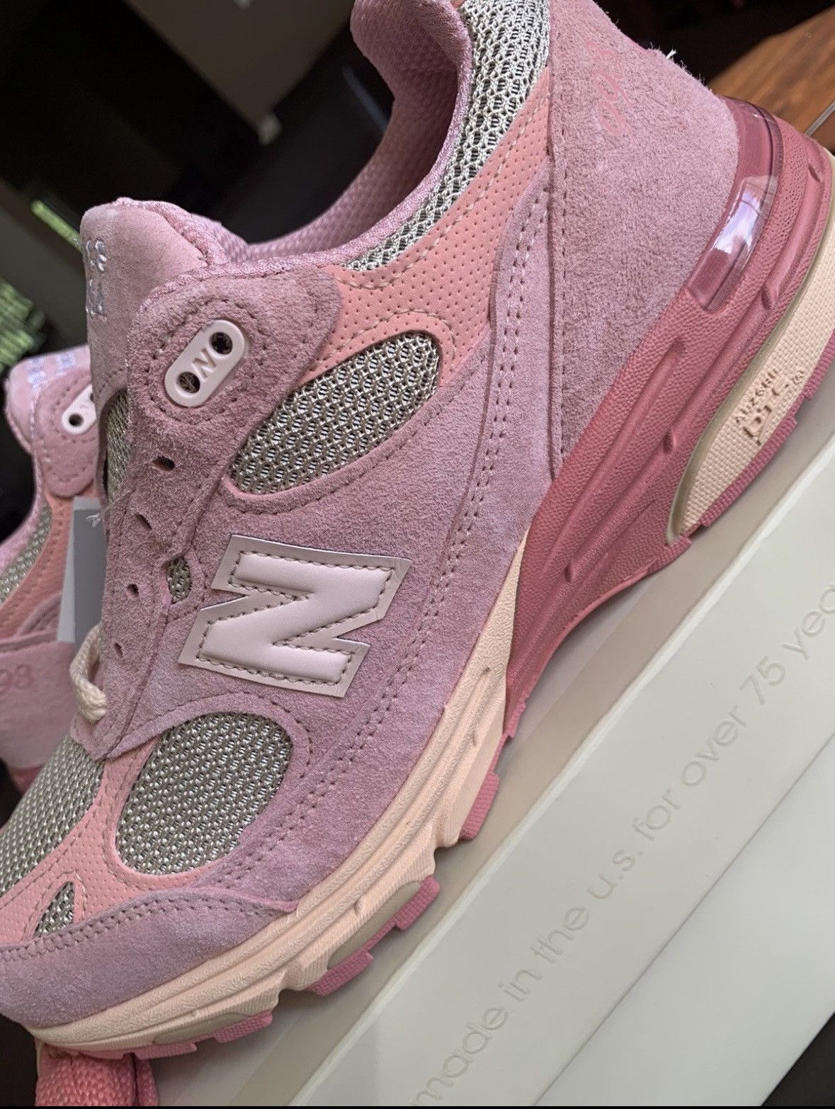 Joe Freshgoods × New Balance New Balance 993 Joe FreshGoods Performance Art Powder Pink Size US 9.5 / EU 42-43 - 2 Thumbnail
