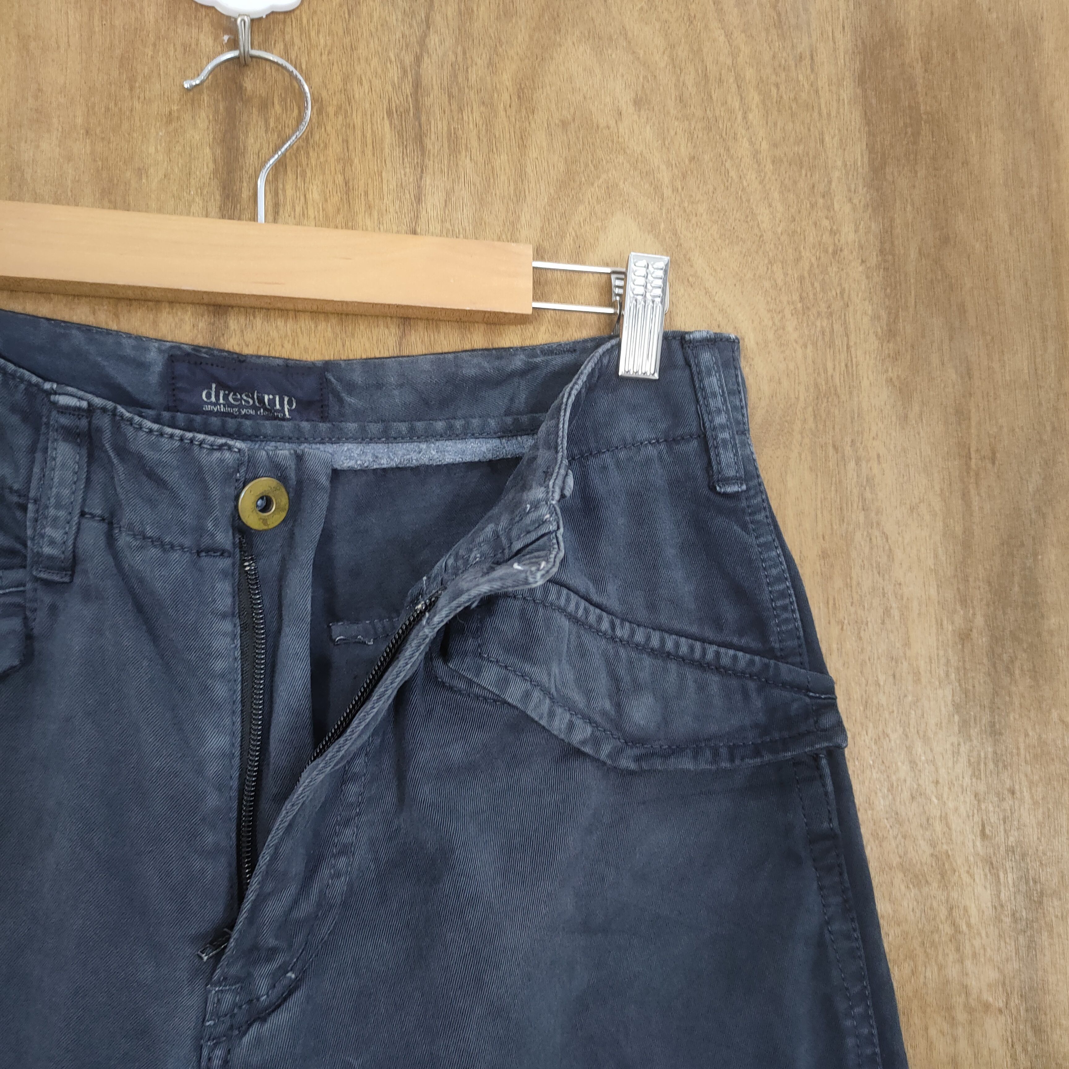 Japanese Brand VINTAGE DESTRIP ZIPPER LEG BONDAGE CARGO PANTS Size US 30 / EU 46 - 10 Thumbnail