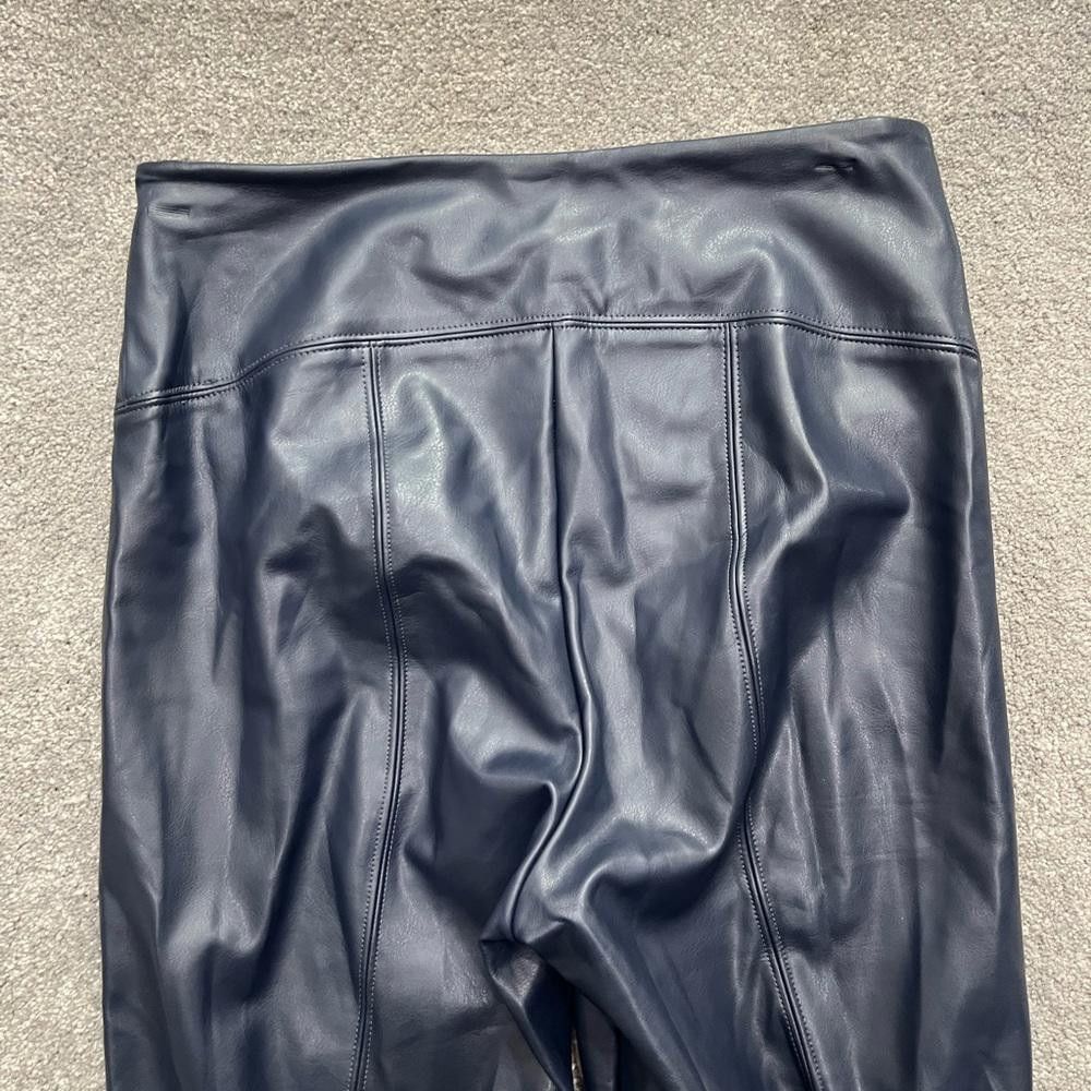 Designer white house black market Runway Legging Size 28" / US 6 / IT 42 - 8 Thumbnail