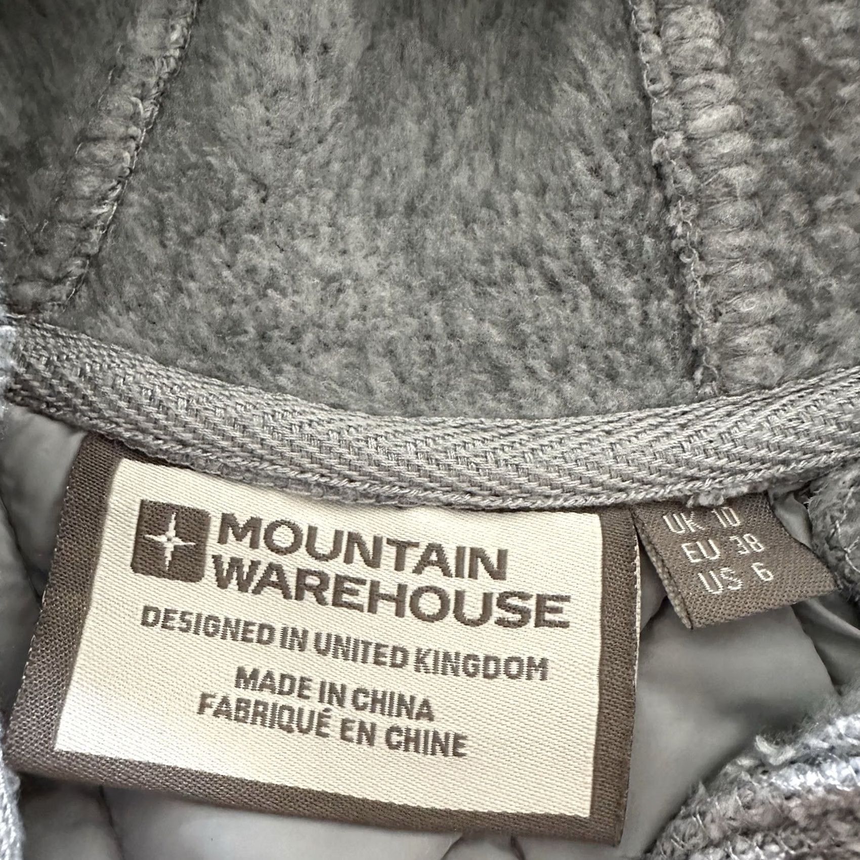Vintage Mountain Warehouse Jacket Hoodie Women’s 6 Fleece Quilted Grey Full Zip Size M / US 6-8 / IT 42-44 - 2 Thumbnail