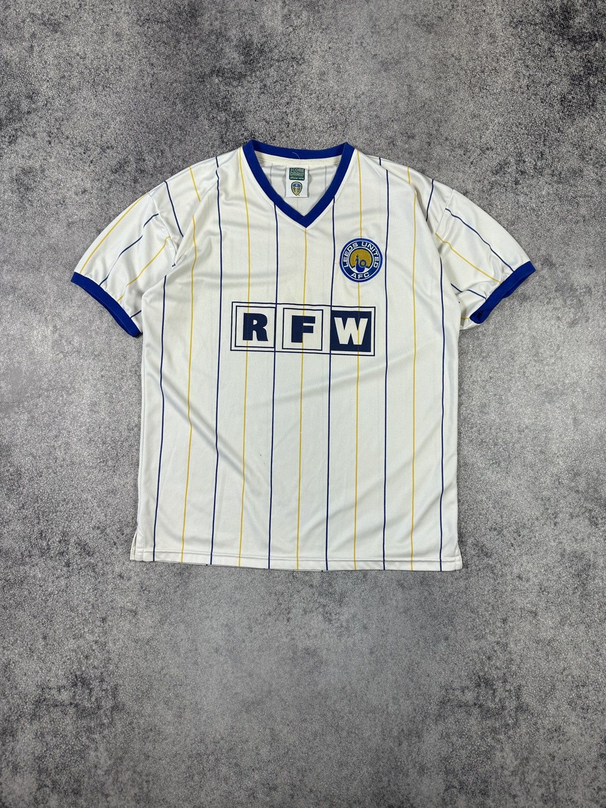 Vintage Vintage Retro Leeds United Soccer Jersey Blokecore 90s Style Size US L / EU 52-54 / 3 - 1 Thumbnail