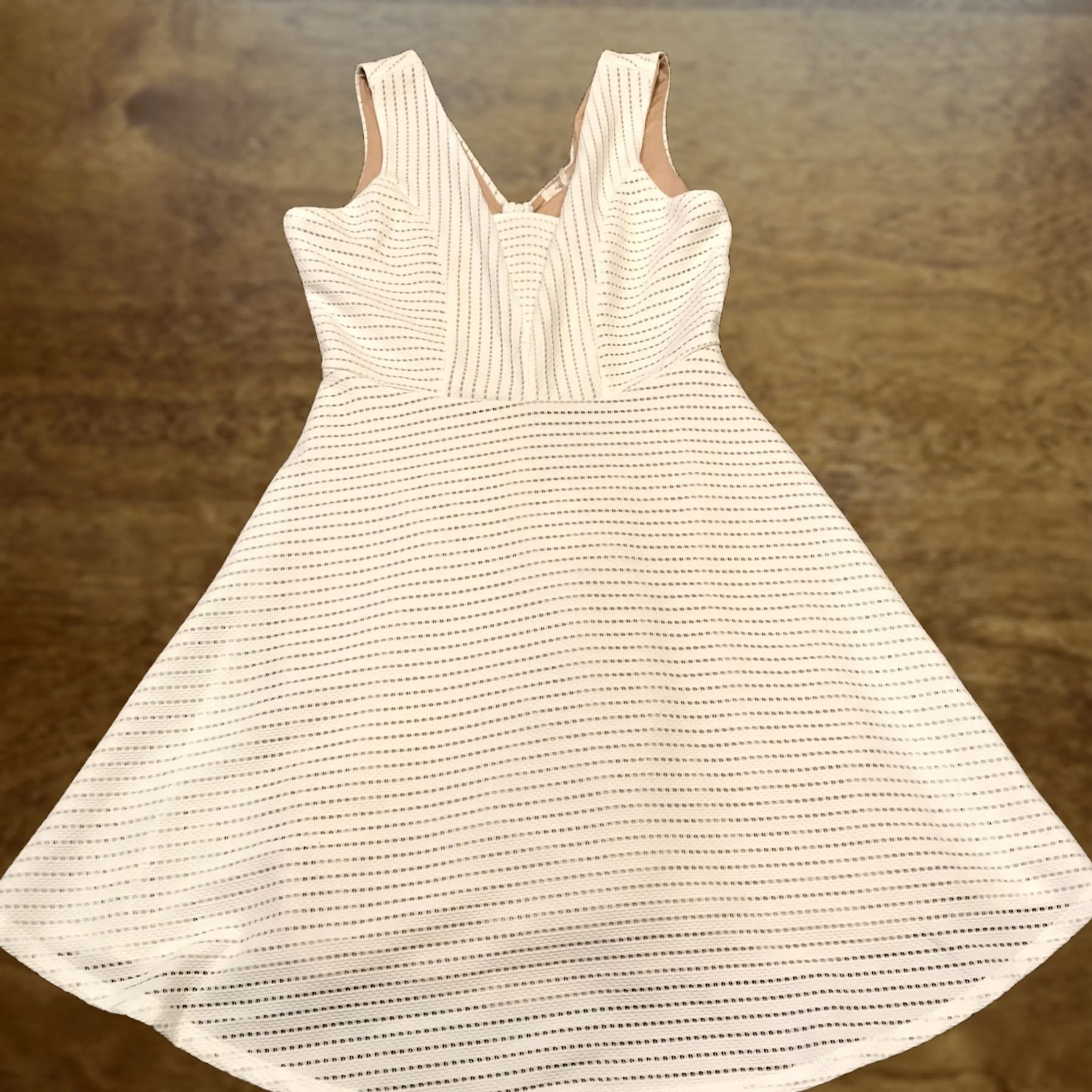 Vintage Maurices Dress Woman A-Line Sleeveless White Polyester Blend Knit Square Neck Knee Length Lined Sheer NWT 5/6 Size S / US 4 / IT 40 - 1 Thumbnail