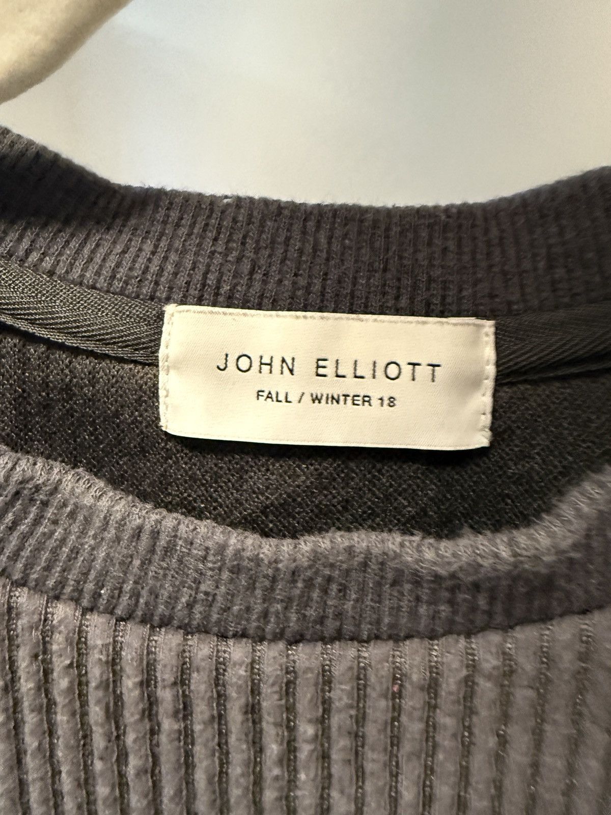 John Elliott JOHN ELLIOT LS THERMAL HENLEY SIZE 2 MEDIUM Size US M / EU 48-50 / 2 - 3 Thumbnail