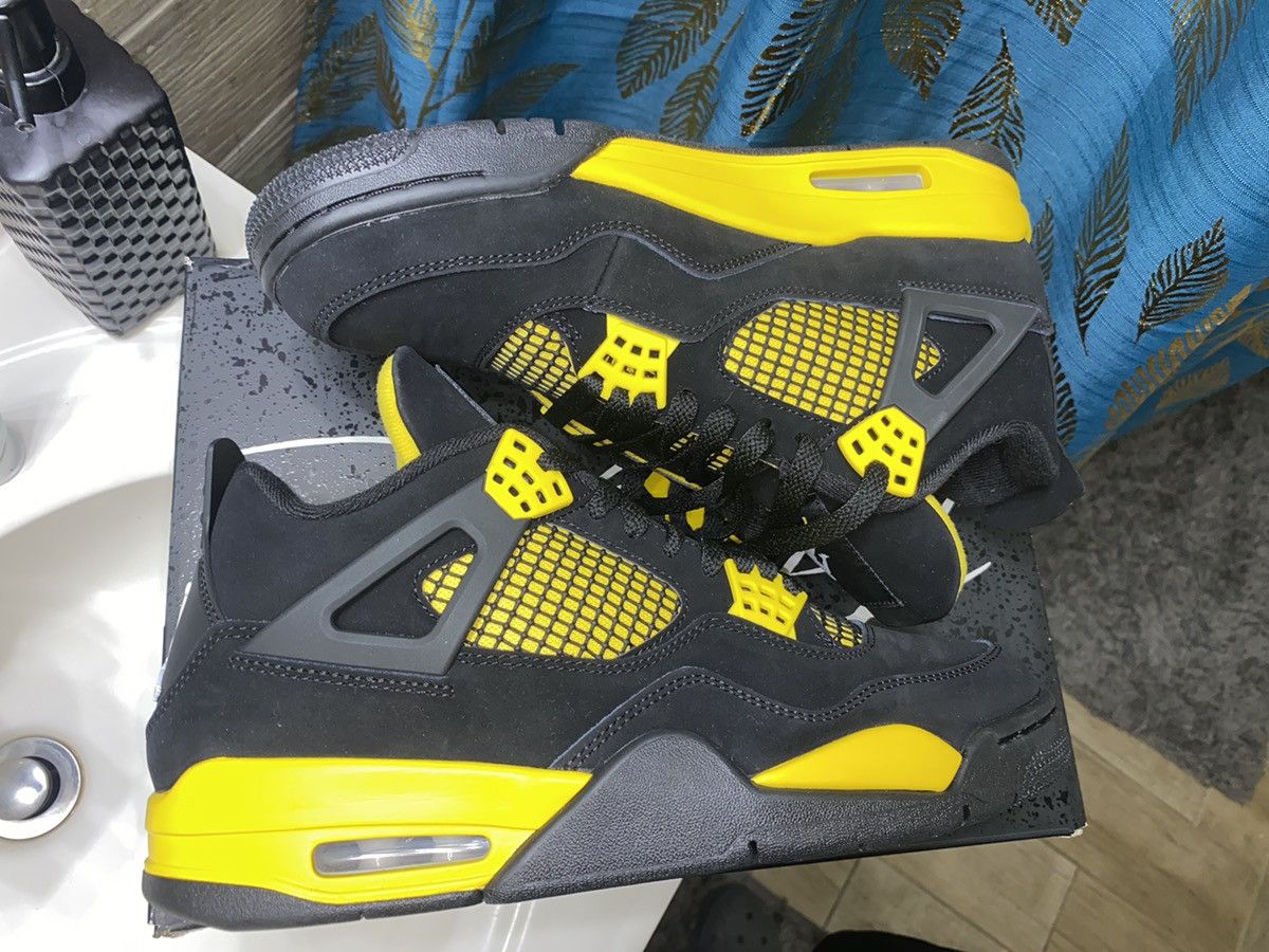 Jordan Brand Air Jordan 4 Retro Size US 9 / EU 42 - 1 Thumbnail