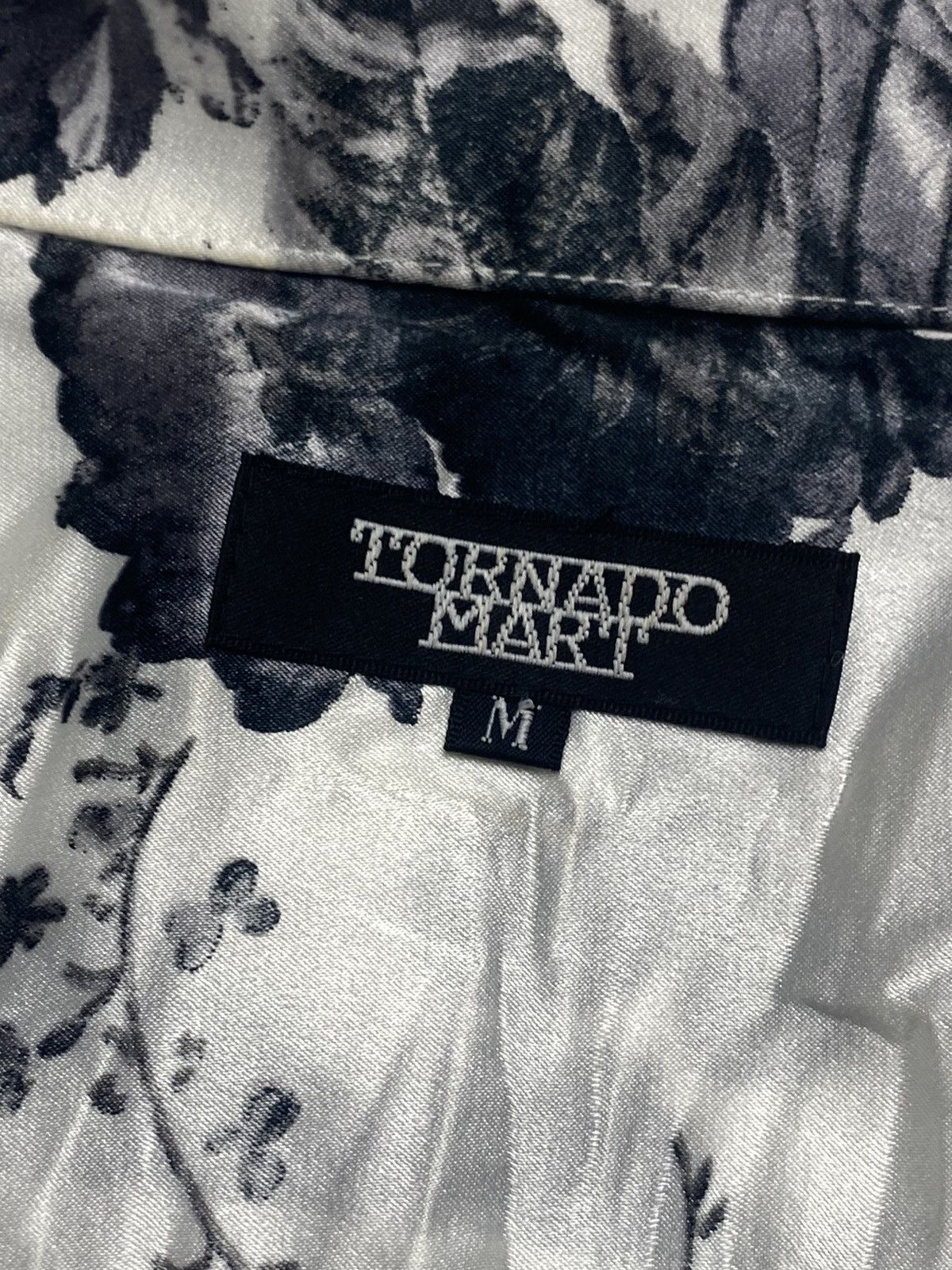 Japanese Brand 2000s Tornado Mart - Romantic Rose Shiny Button Shirt Size US M / EU 48-50 / 2 - 10 Thumbnail