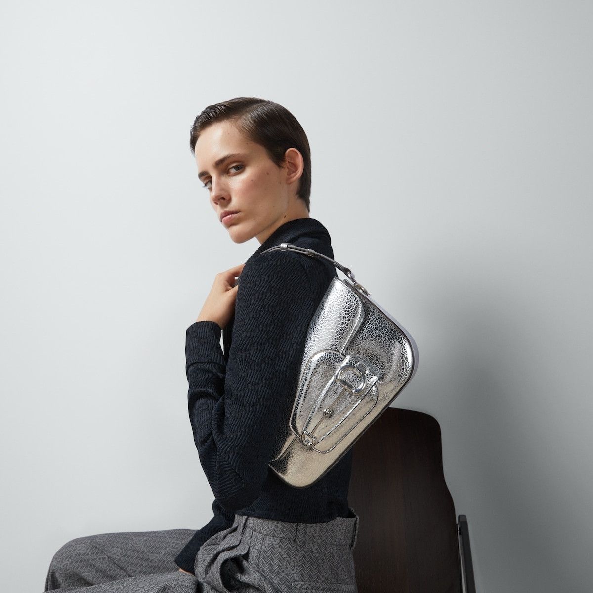 Gucci o1s1wg110225 Size: OS/ Horsebit Small Shoulder bag in Silver Size ONE SIZE - 3 Thumbnail