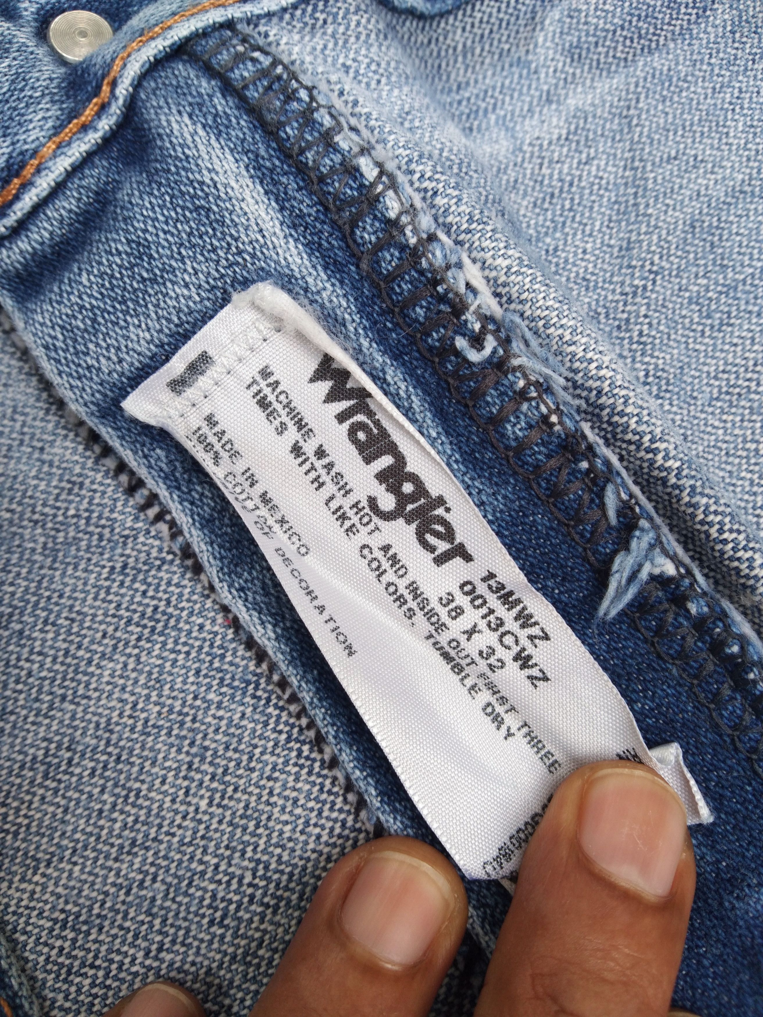 Japanese Brand Vintage Wrangler Distressed Jeans 38x32 Size US 38 / EU 54 - 8 Thumbnail