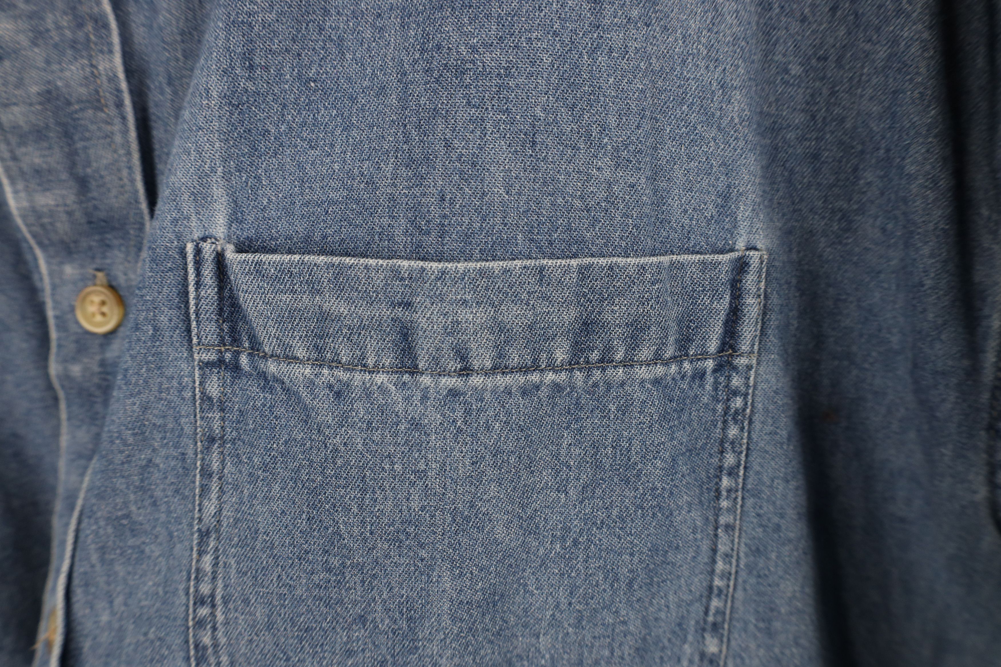 Vintage Vintage 90s Streetwear Collared Denim Jean Button Down Shirt Size US L / EU 52-54 / 3 - 4 Thumbnail