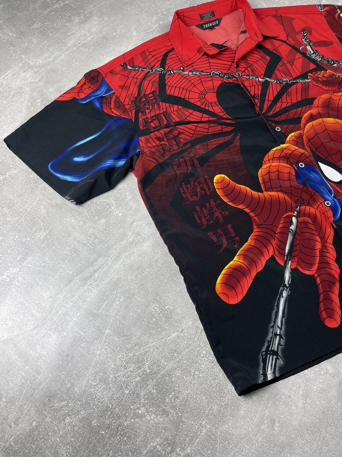 Marvel Comics × Vintage Vintage Spider Man Black Big Log Hawaiian Shirt Marvel 2001 Size US XL / EU 56 / 4 - 3 Thumbnail