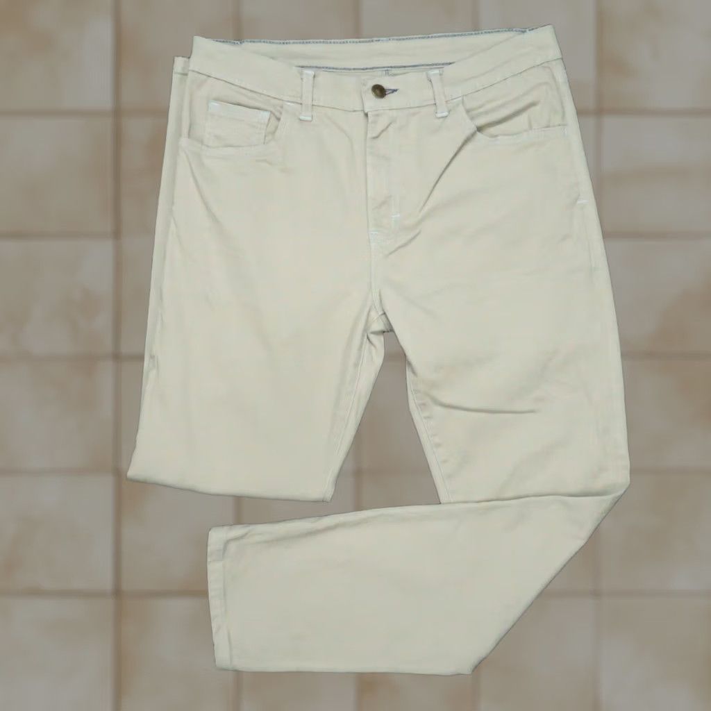 Delta Blue Delta Pants Men 32x29 Khaki Stone 5 Pocket Stretch Chino Cotton Flat Front Regular Inseam 29 Mens Size US 32 / EU 48 - 1 Thumbnail