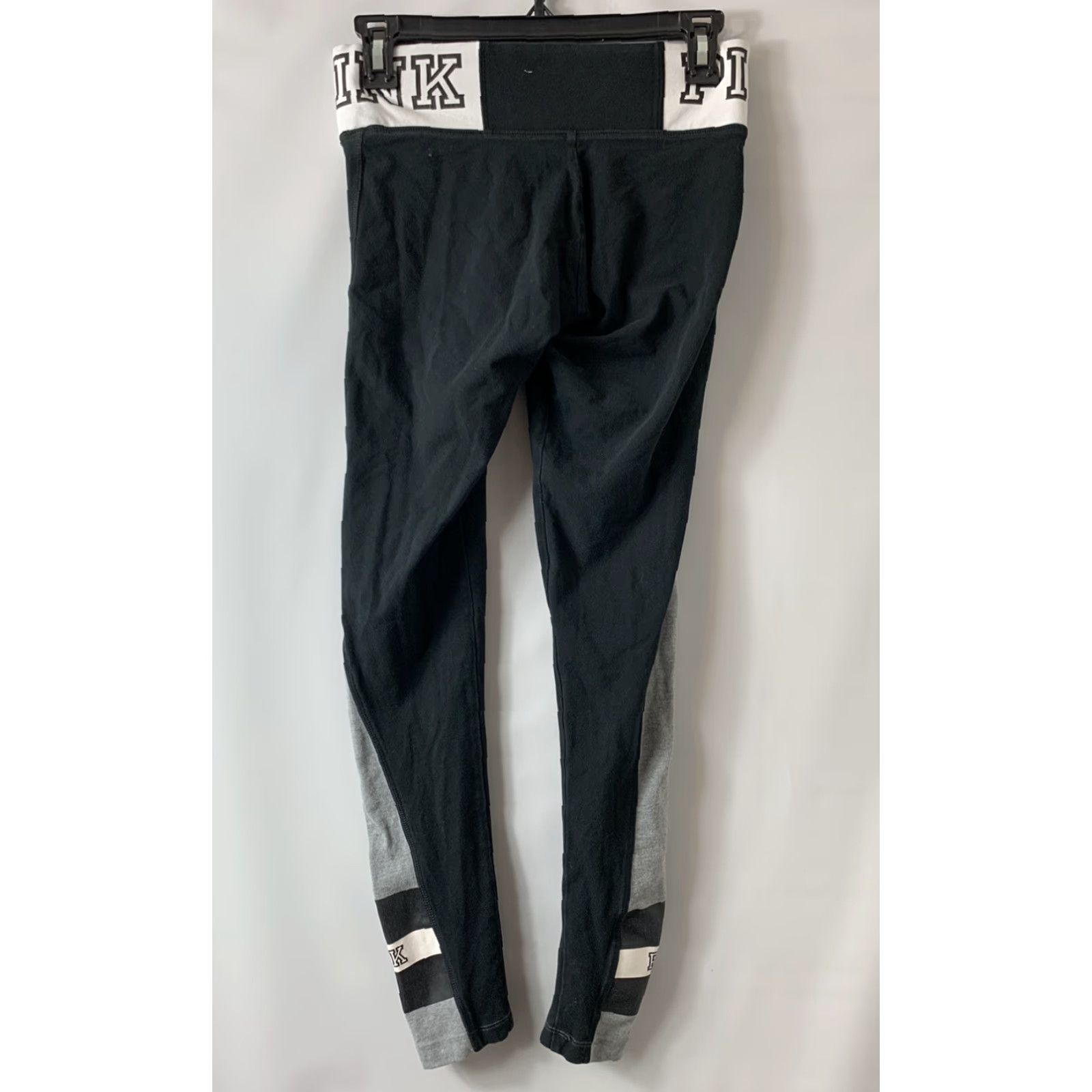 Victoria's Secret PINK Victoria’s Secret Yoga Leggings Black Size XS Pants Size 26" / US 2 / IT 38 - 2 Thumbnail